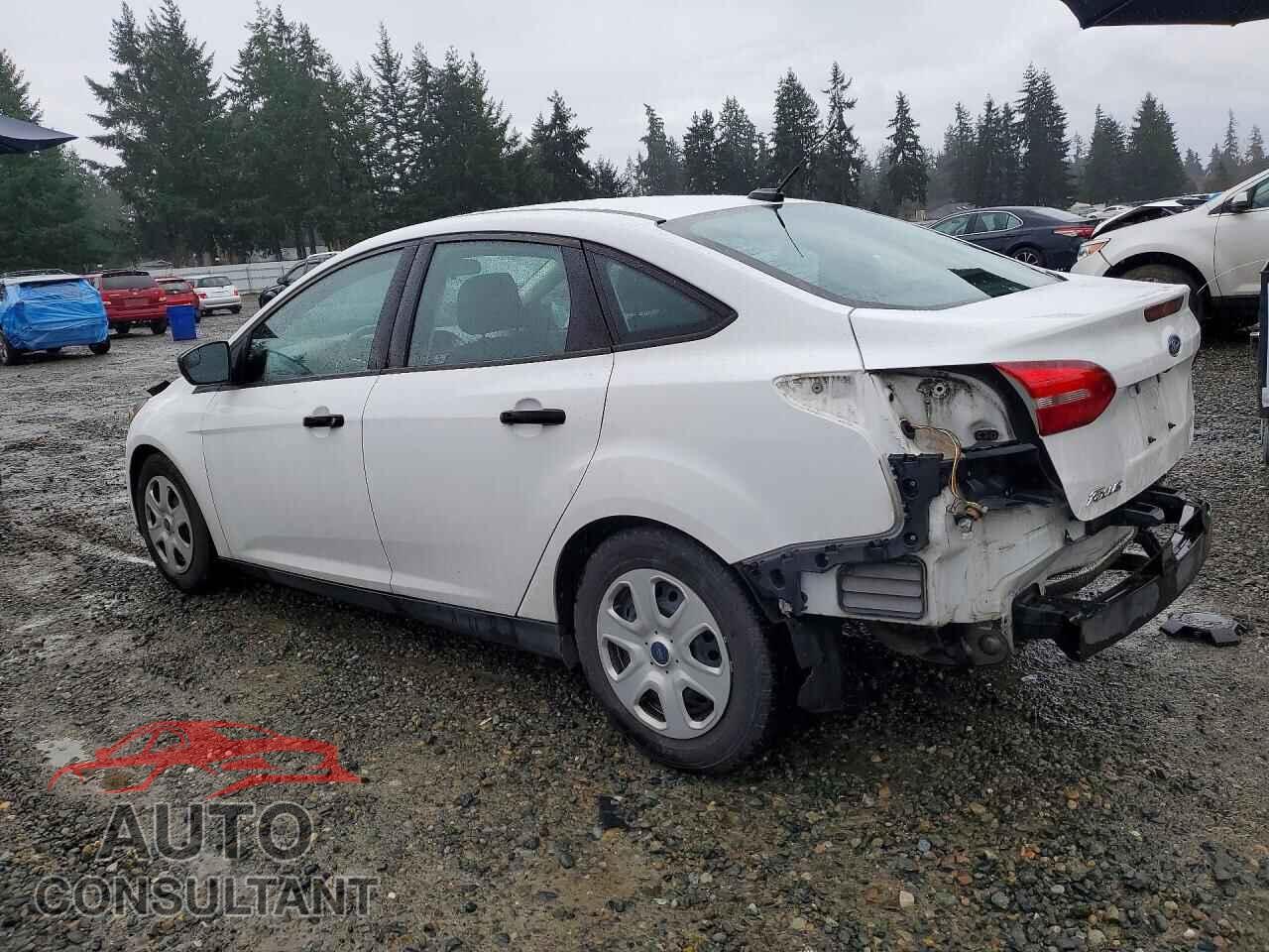 FORD FOCUS 2015 - 1FADP3E26FL315181