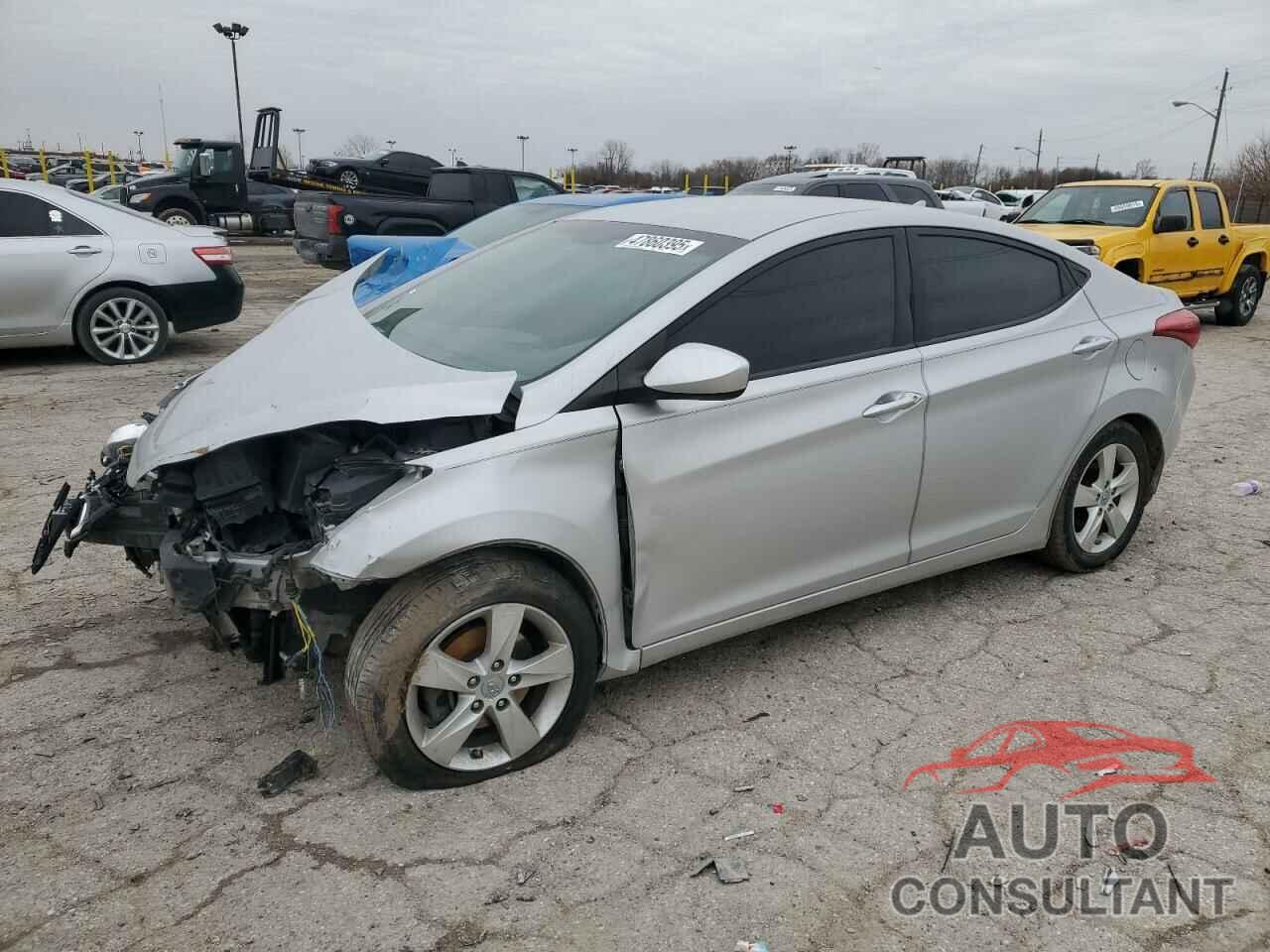 HYUNDAI ELANTRA 2013 - KMHDH4AE8DU651320