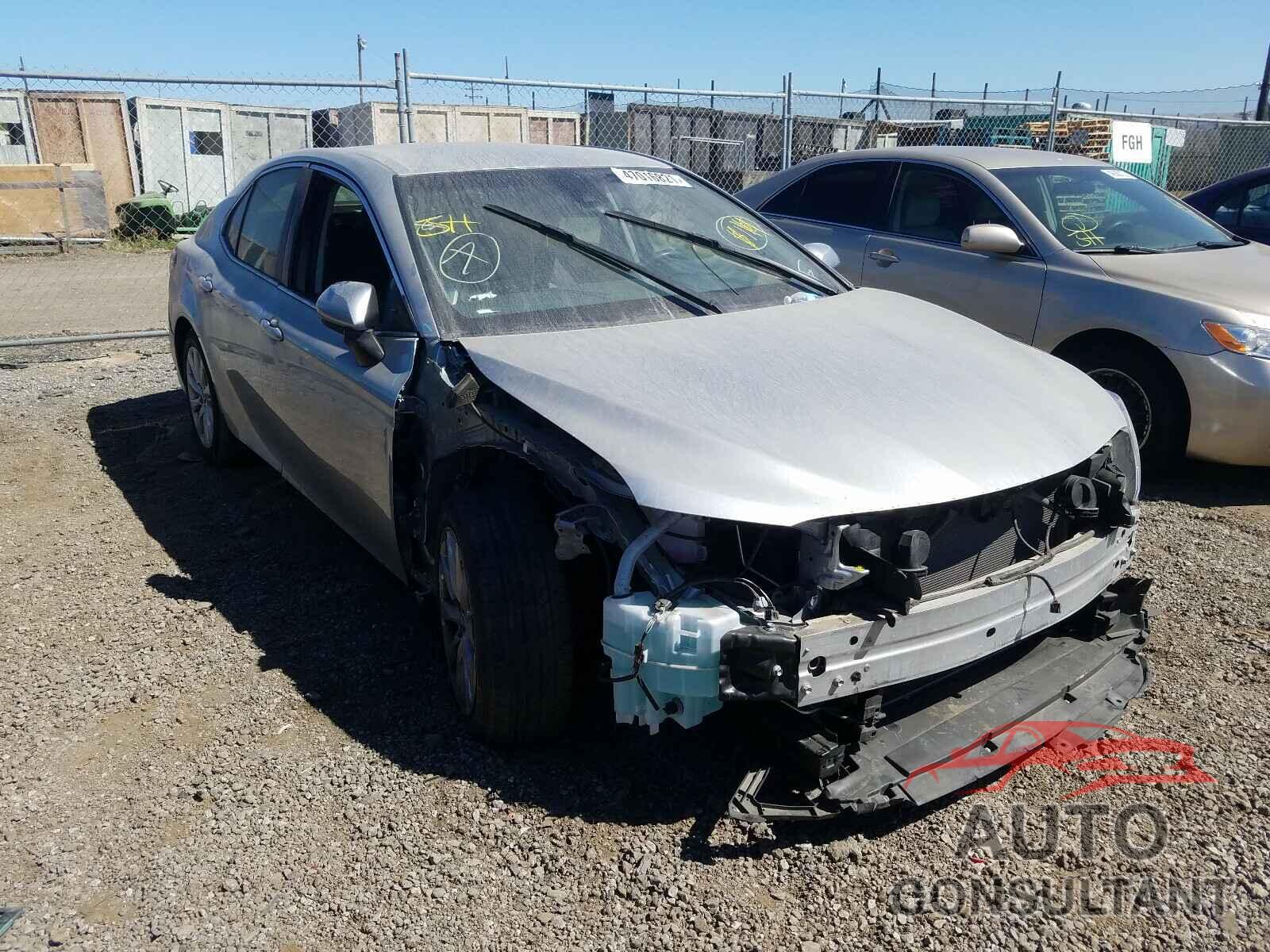 TOYOTA CAMRY 2018 - JTNB11HK4J3014576