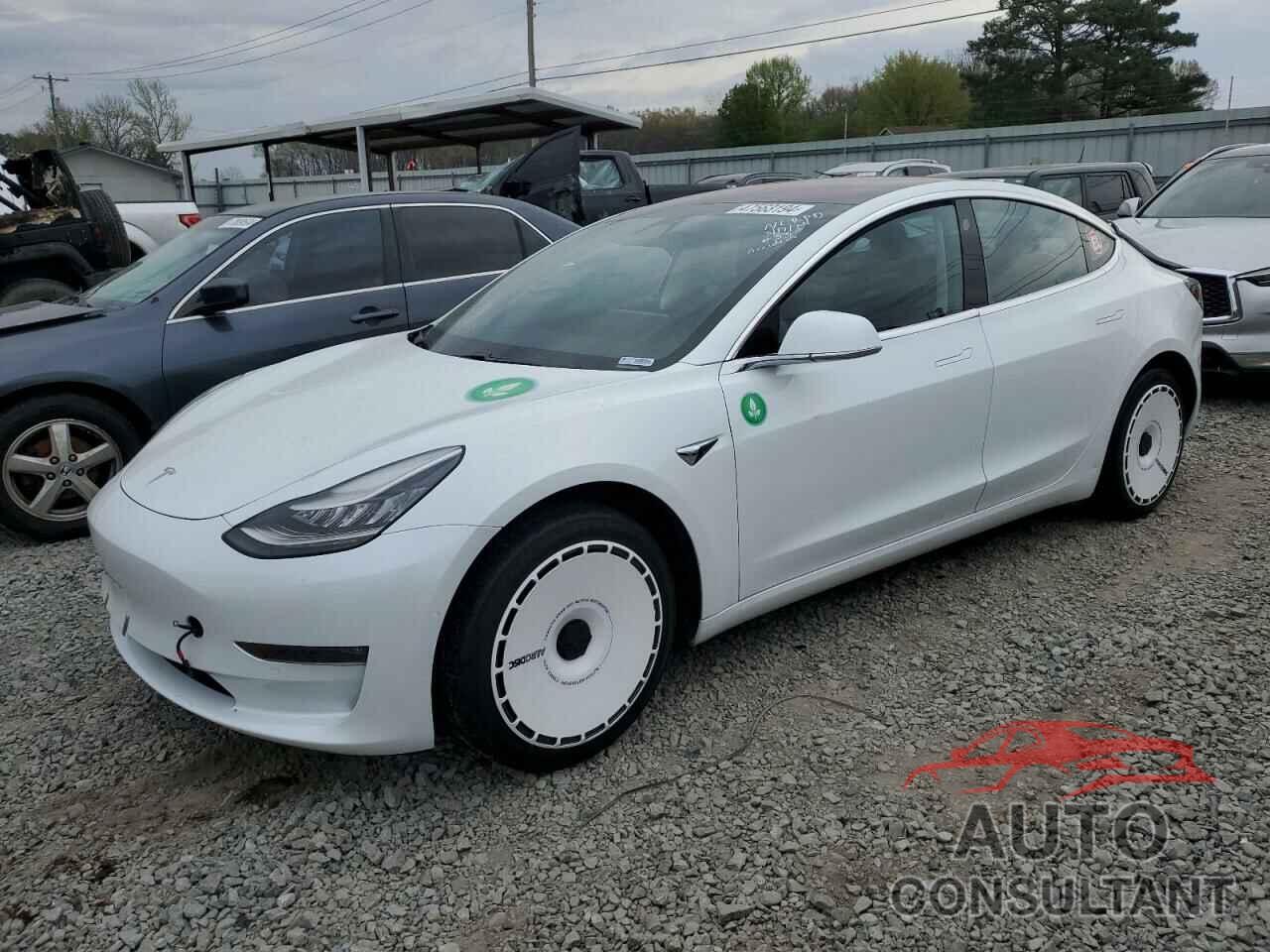 TESLA MODEL 3 2018 - 5YJ3E1EBXJF093899