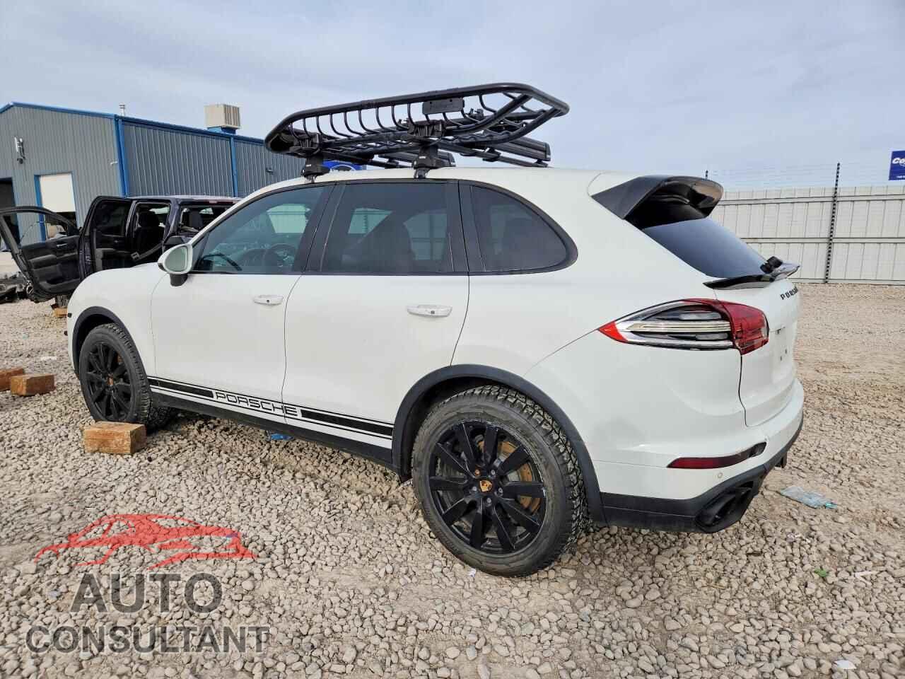 PORSCHE CAYENNE 2016 - WP1AA2A21GLA05194