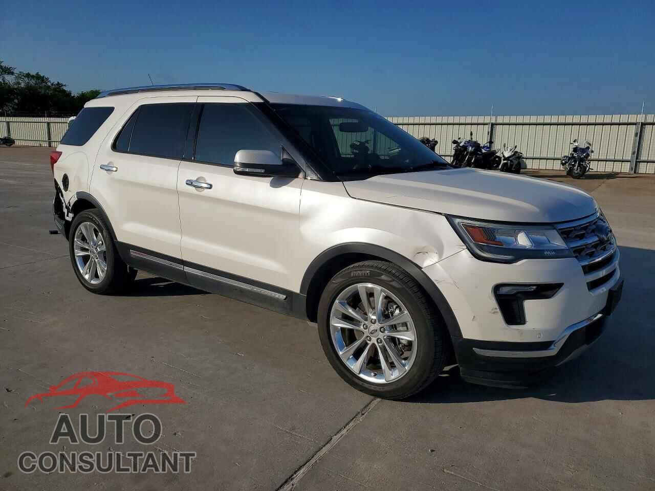 FORD EXPLORER 2018 - 1FM5K7F88JGC11943