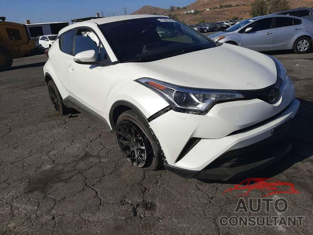 TOYOTA C-HR 2019 - JTNKHMBX1K1020351