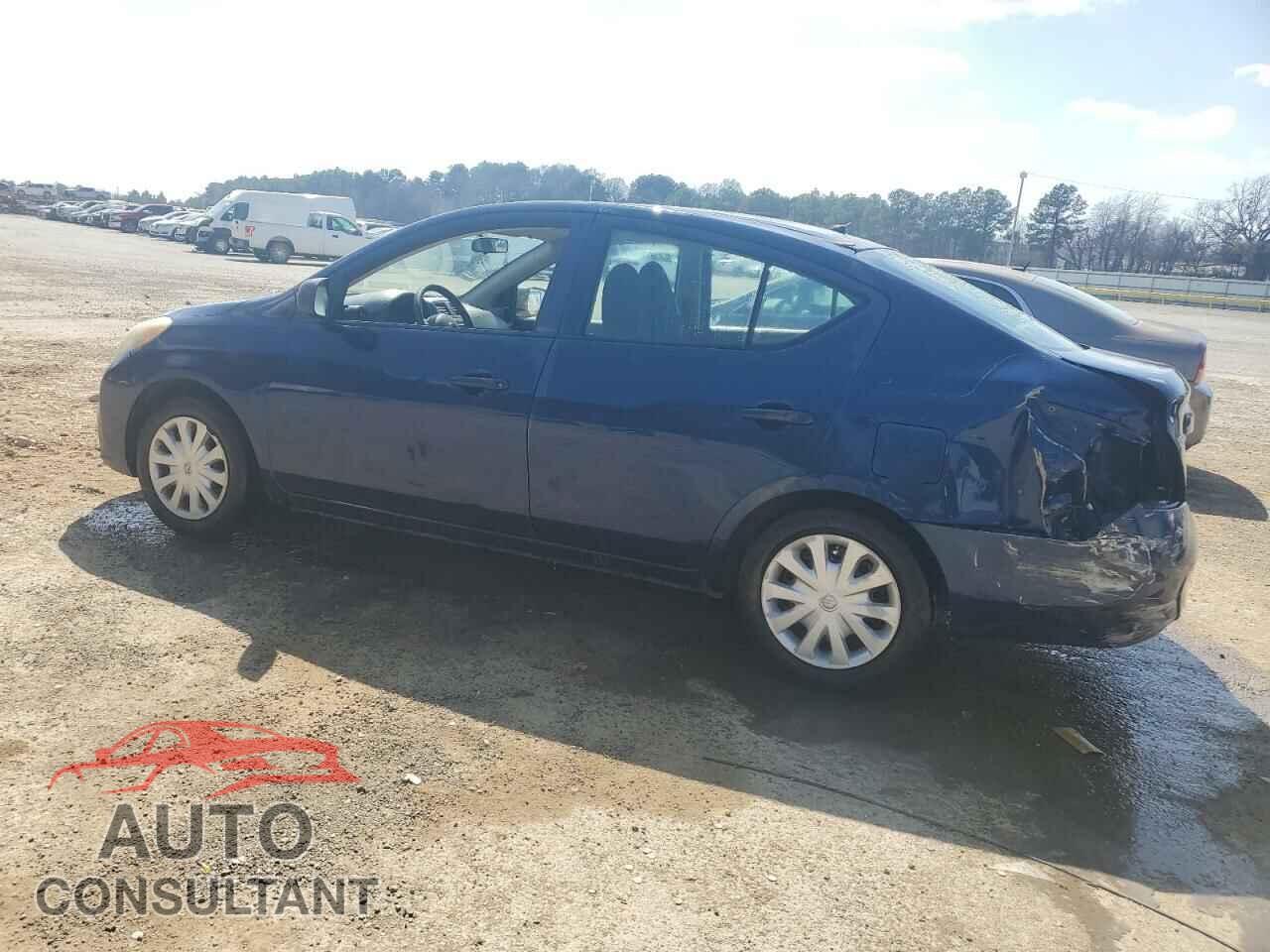 NISSAN VERSA 2012 - 3N1CN7AP7CL824039