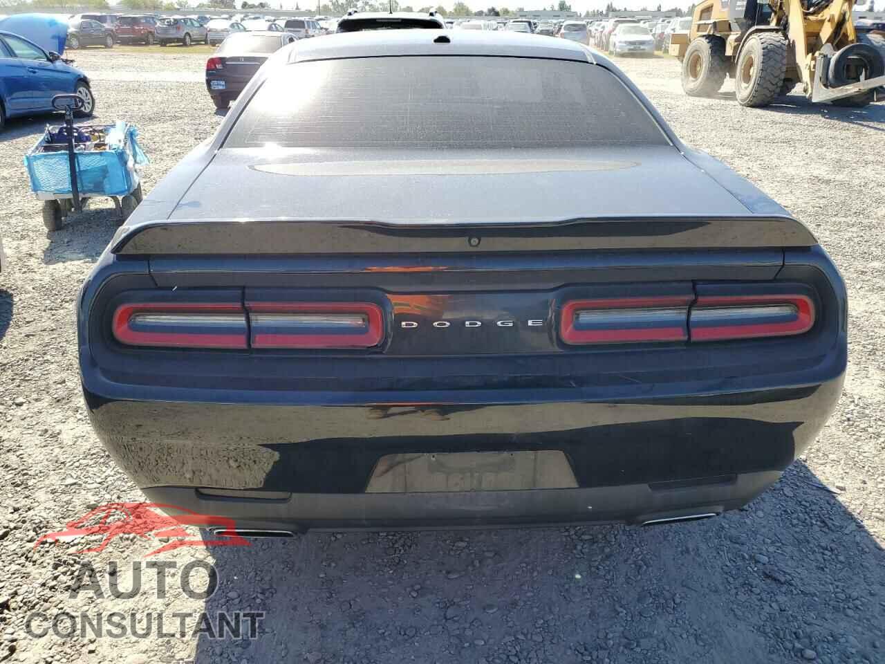 DODGE CHALLENGER 2018 - 2C3CDZAG8JH162011