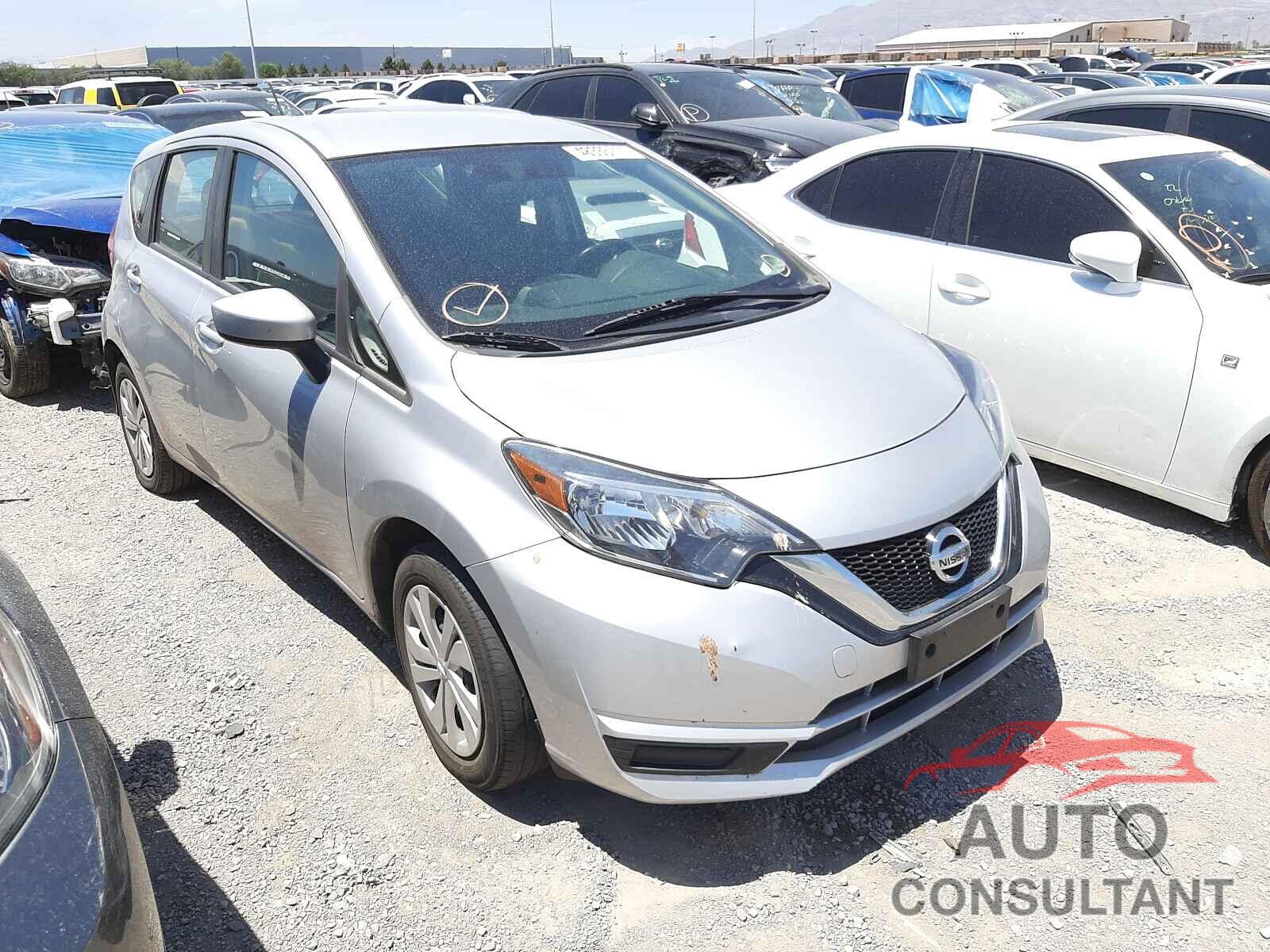 NISSAN VERSA 2018 - 3N1CE2CP1JL354815