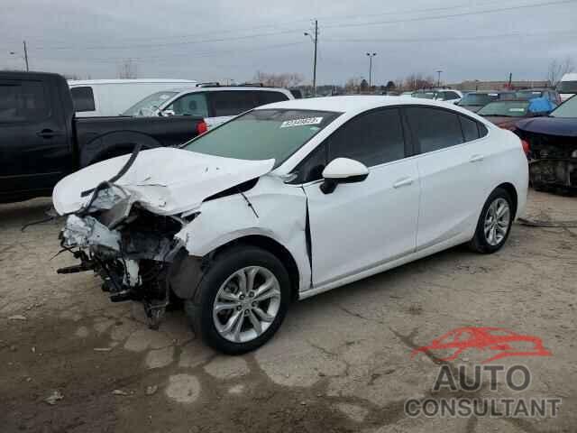 CHEVROLET CRUZE 2019 - 1G1BE5SM1K7135062