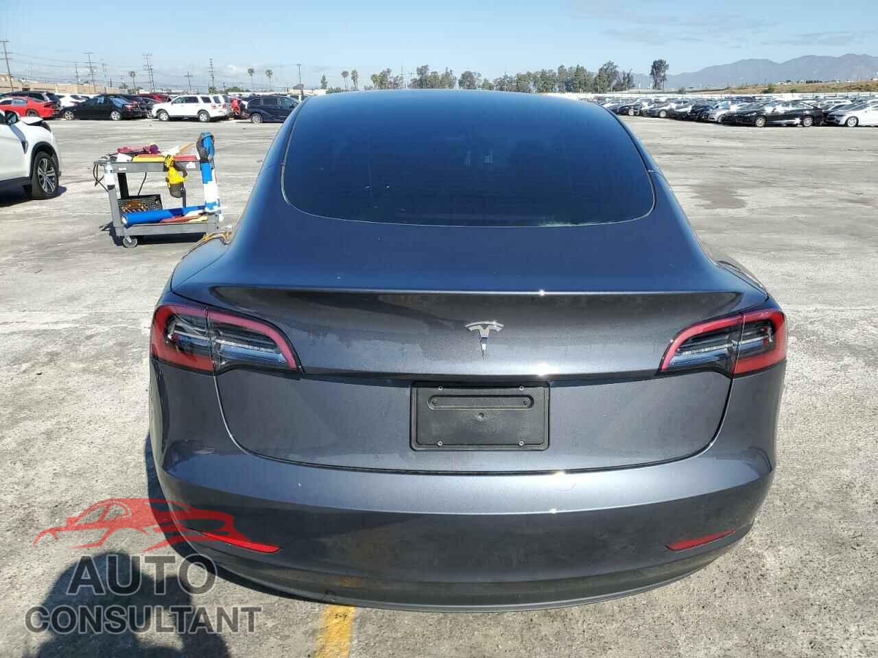 TESLA MODEL 3 2023 - 5YJ3E1EA2PF652944