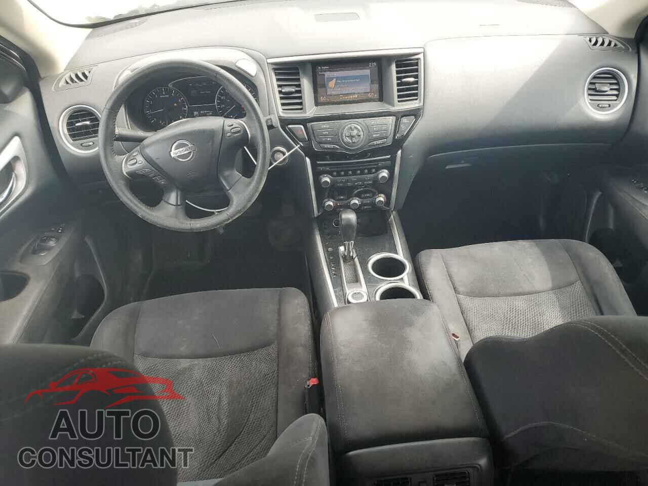 NISSAN PATHFINDER 2013 - 5N1AR2MM7DC673905
