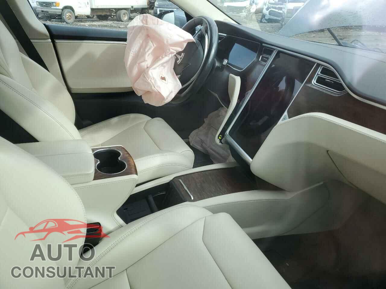 TESLA MODEL S 2017 - 5YJSA1E22HF231002