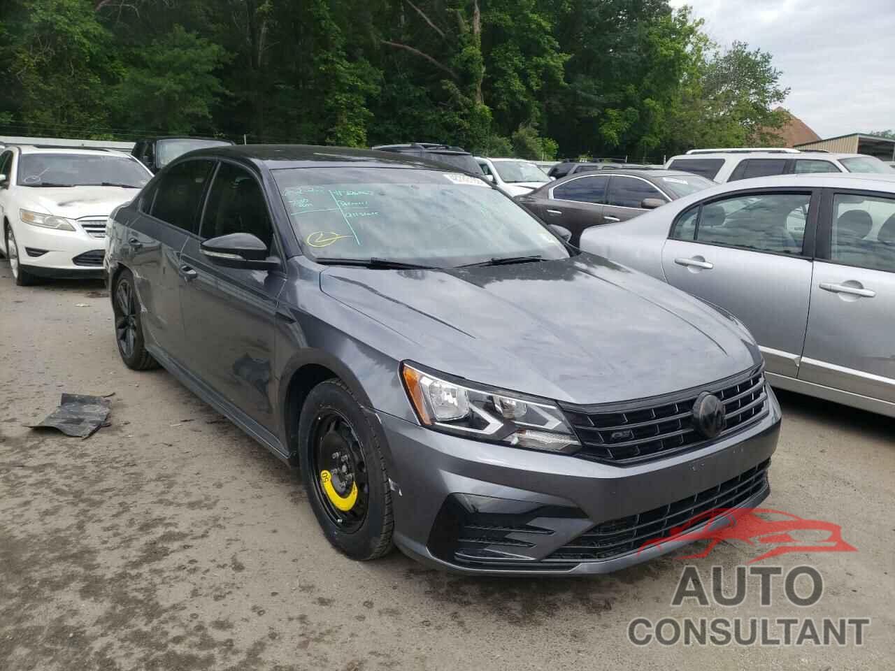 VOLKSWAGEN PASSAT 2018 - 1VWAA7A36JC052572