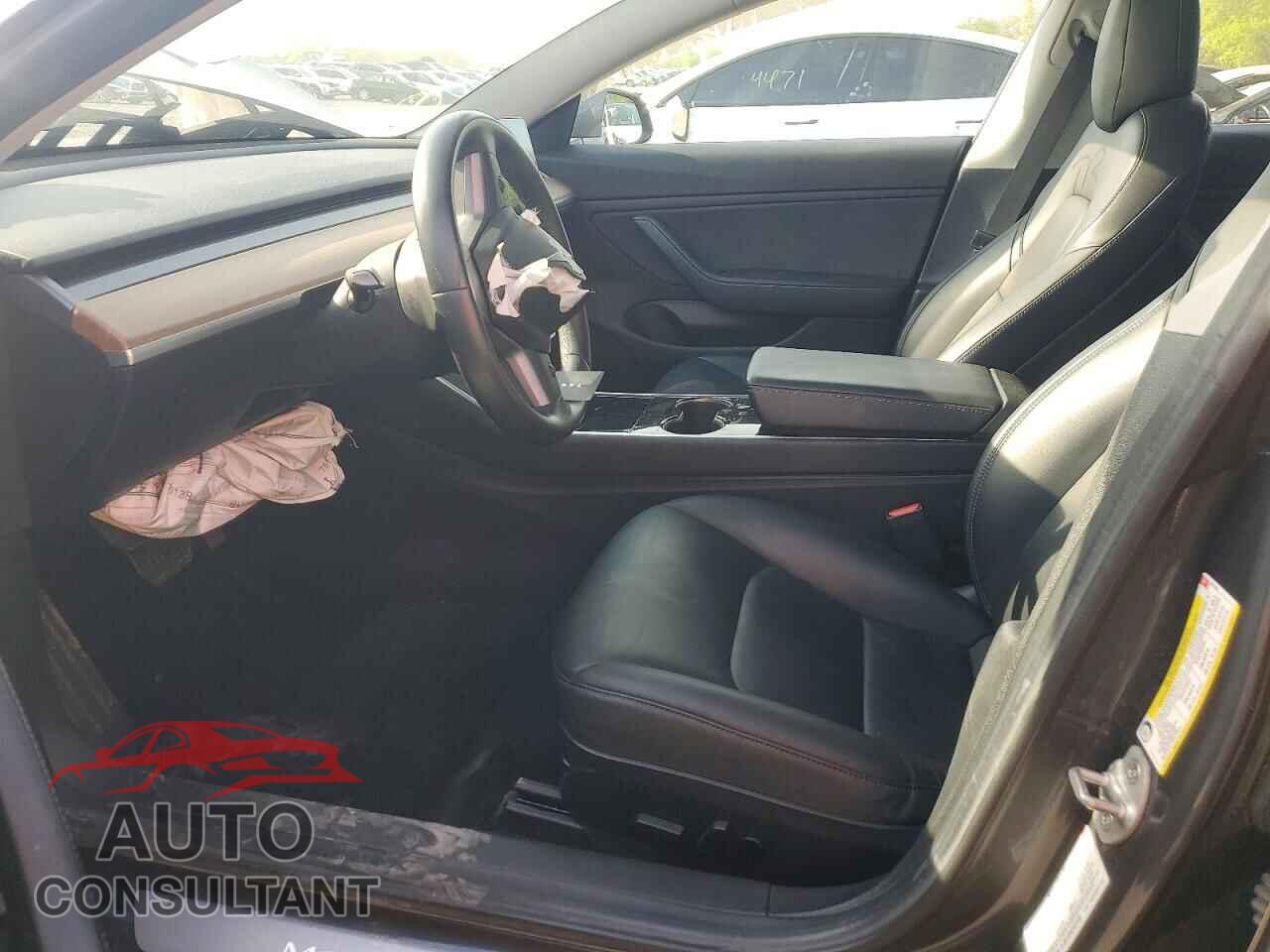TESLA MODEL 3 2018 - 5YJ3E1EB9JF077192