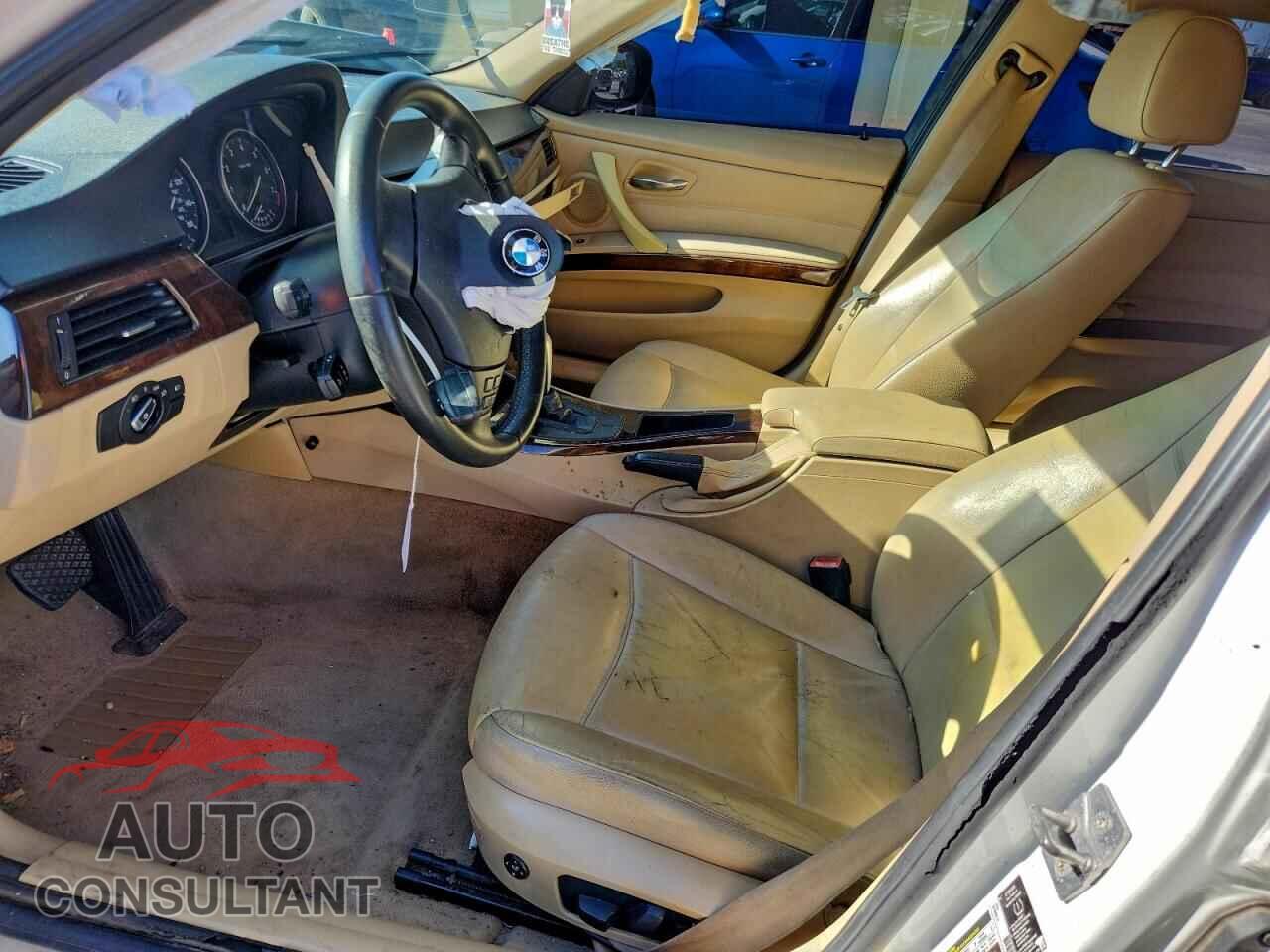 BMW 3 SERIES 2011 - WBAPH7C5XBA802461