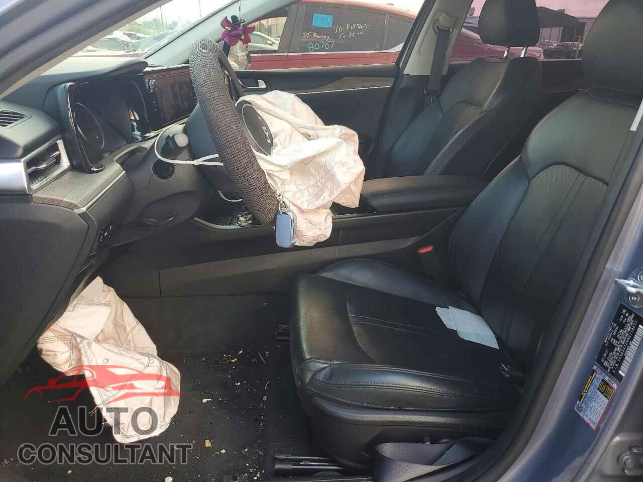 KIA K5 2022 - 5XXG34J29NG118051