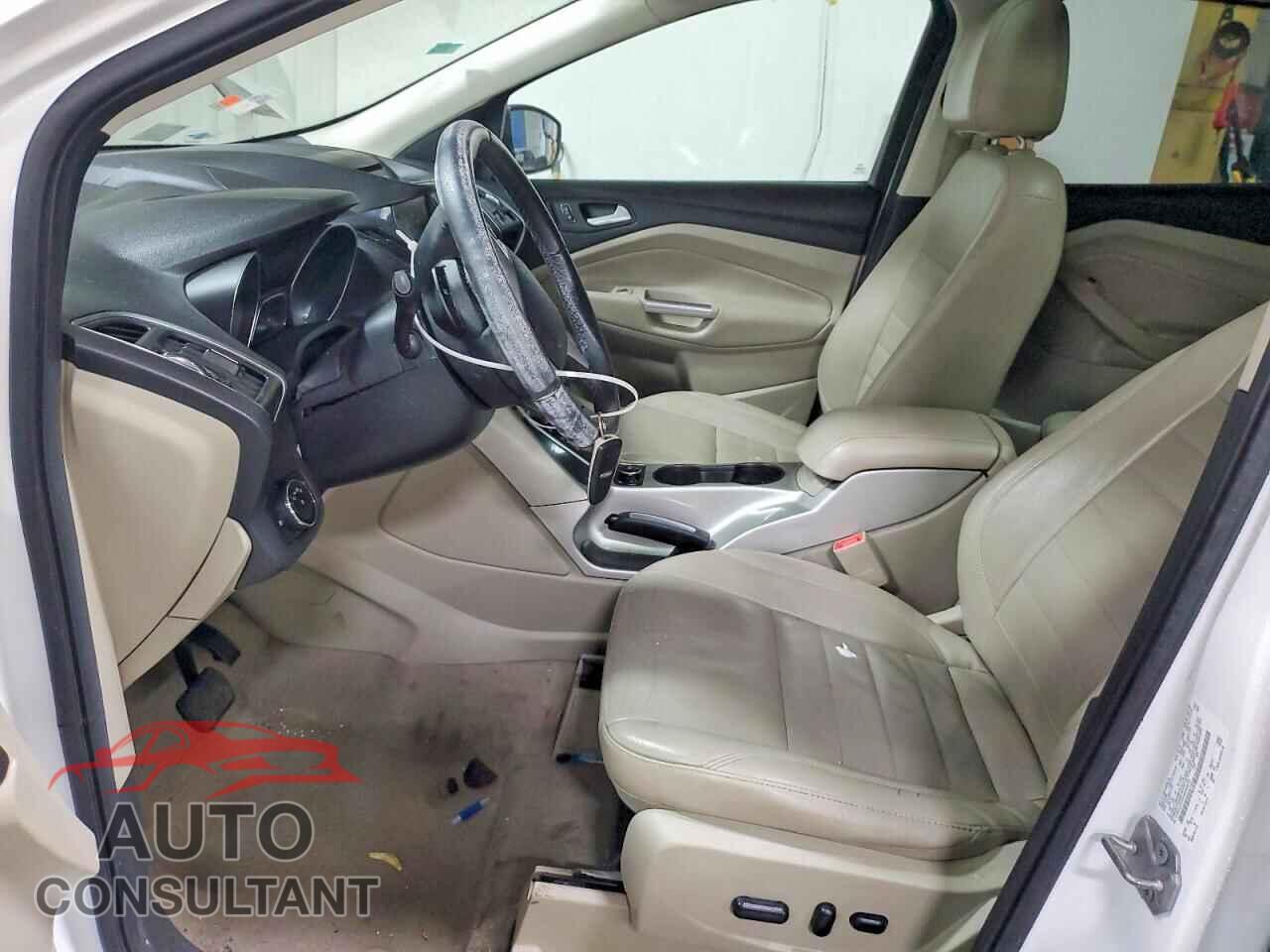 FORD ESCAPE 2013 - 1FMCU0HX8DUD64972