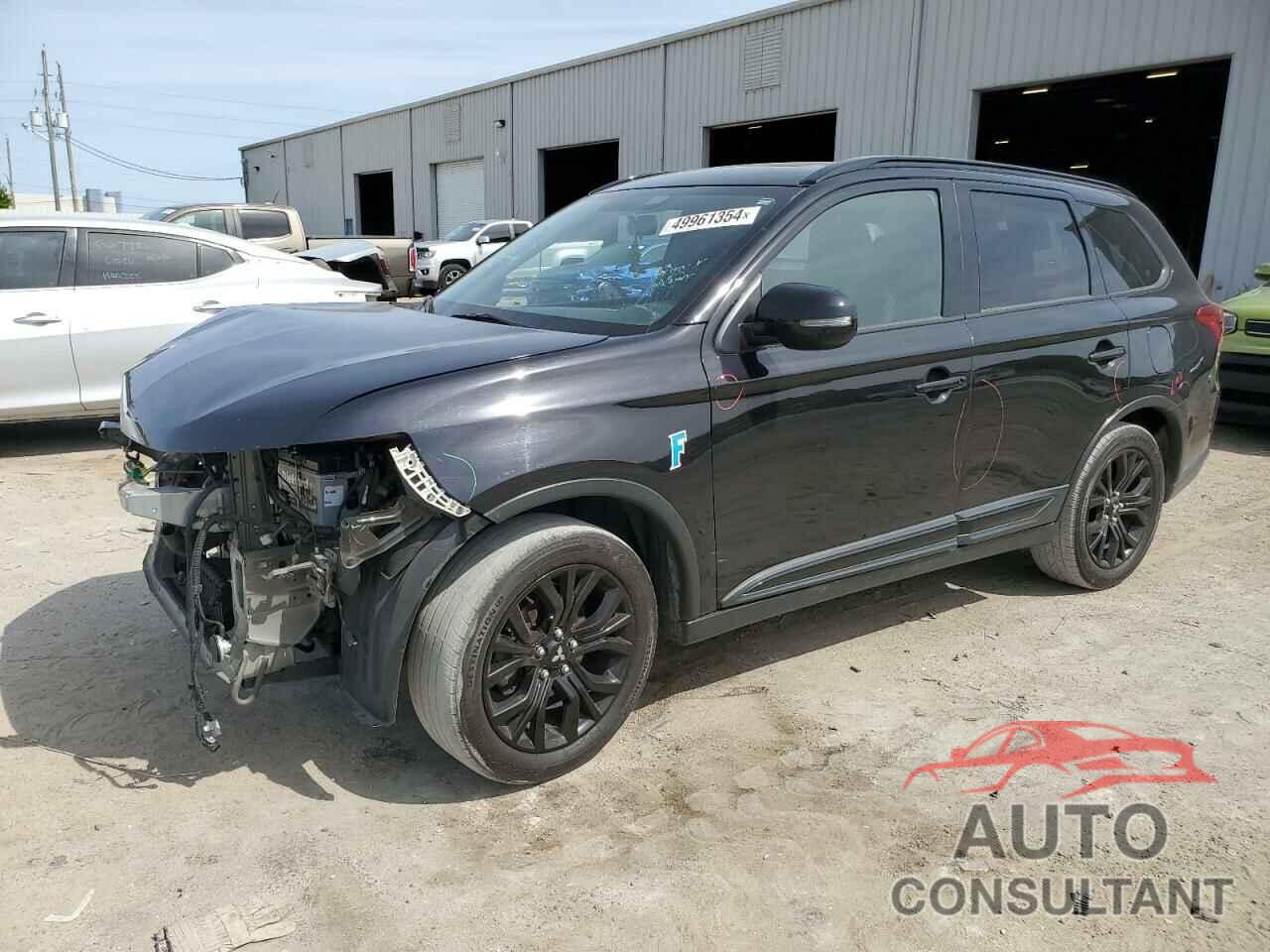 MITSUBISHI OUTLANDER 2018 - JA4AD3A38JZ019521