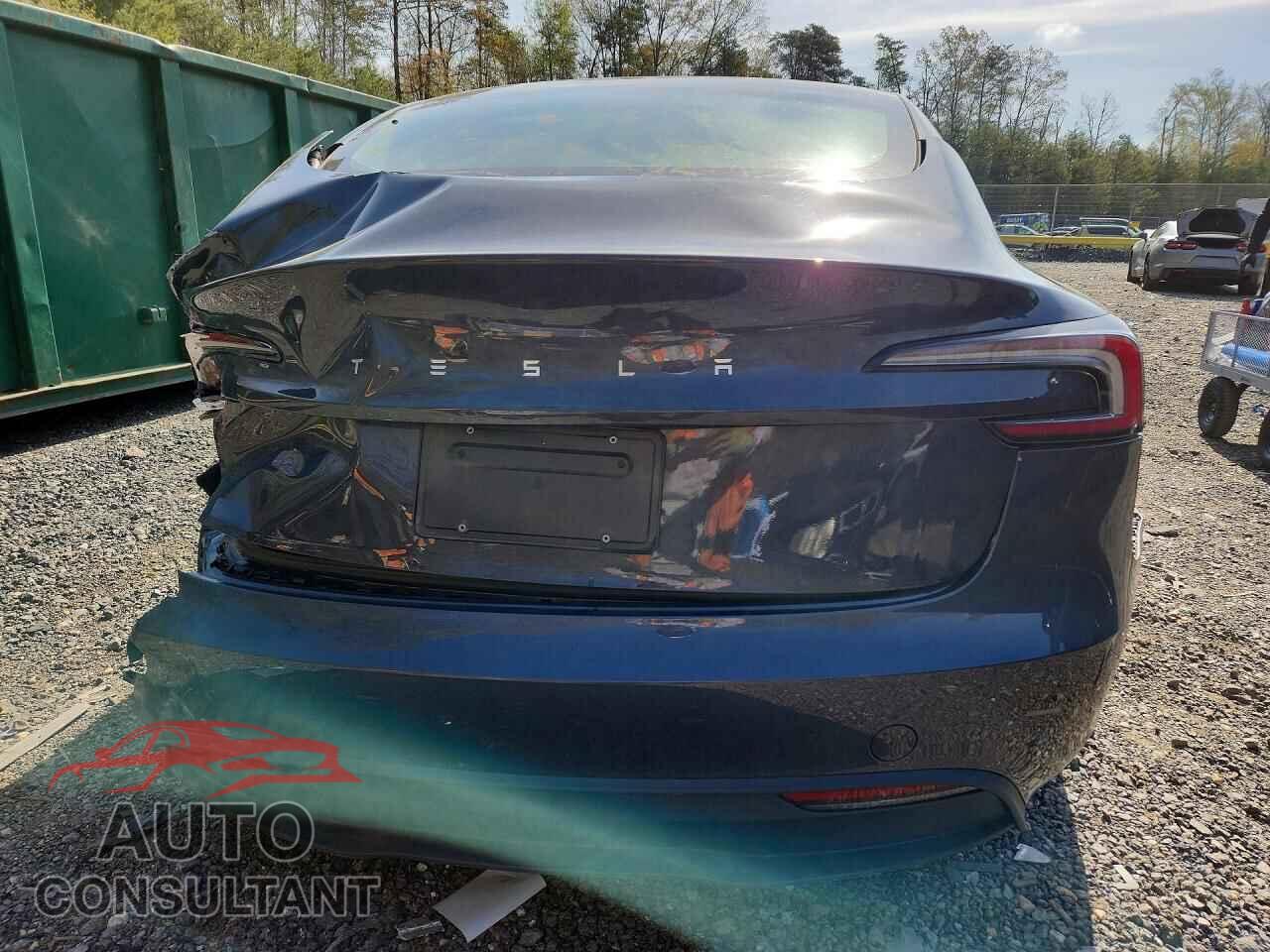 TESLA MODEL 3 2024 - 5YJ3E1EA4RF736170