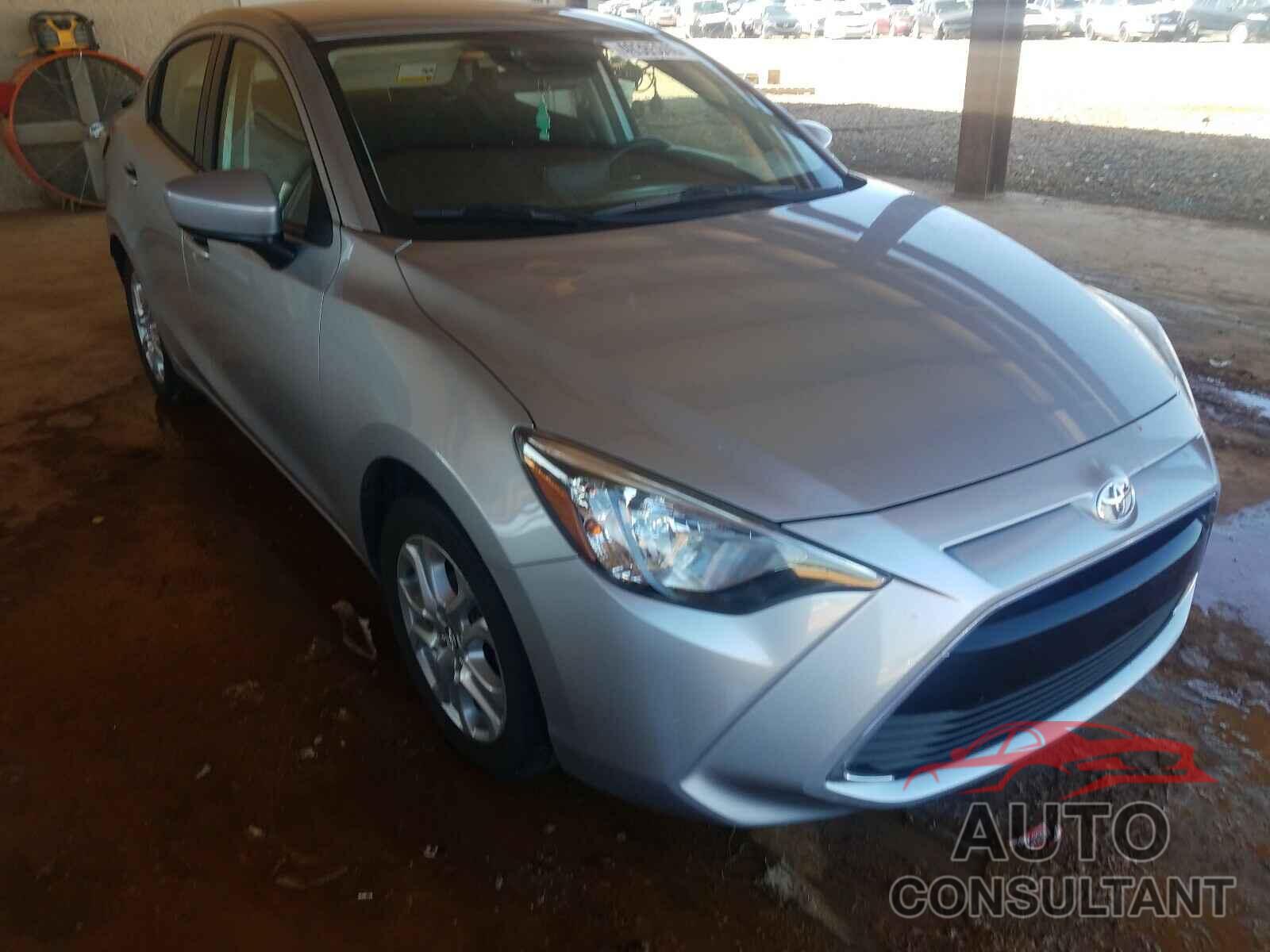 TOYOTA YARIS 2017 - 3MYDLBYV1HY189460