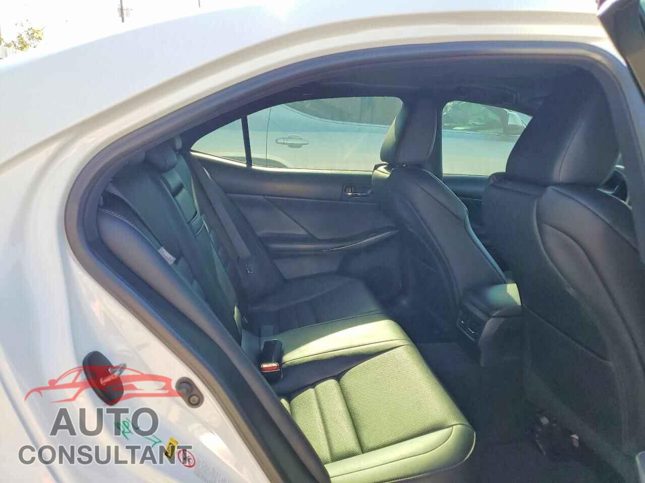 LEXUS IS 2014 - JTHBF1D26E5000585