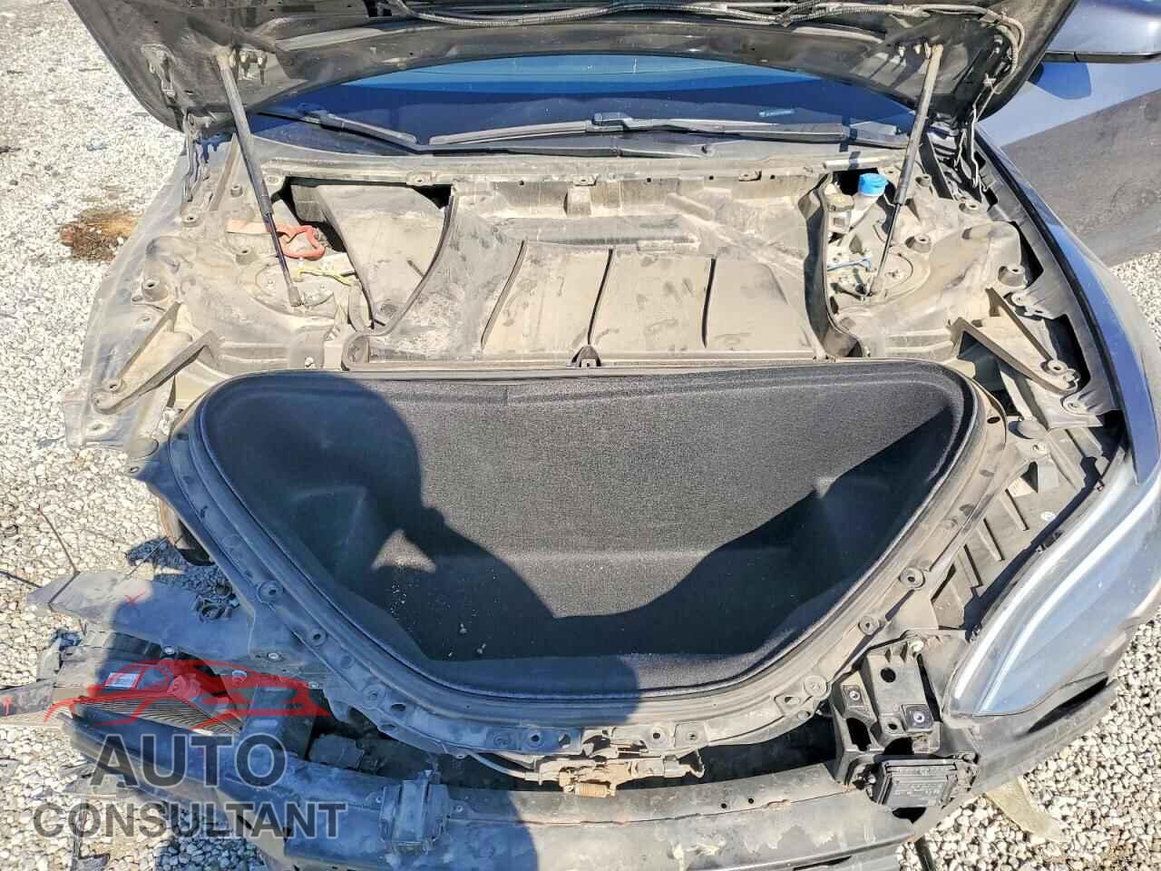 TESLA MODEL S 2018 - 5YJSA1E27JF242566