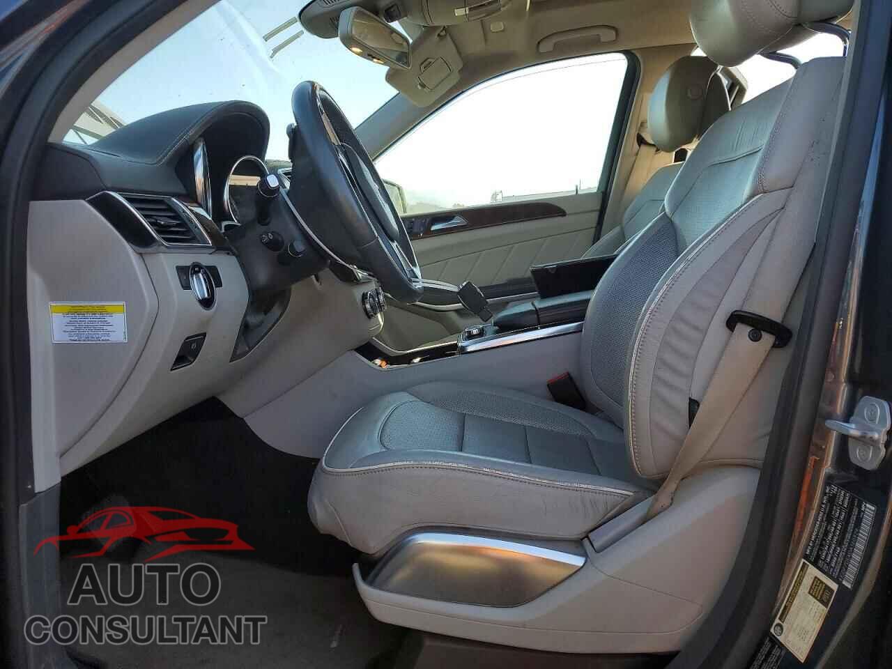 MERCEDES-BENZ GL-CLASS 2013 - 4JGDF7DEXDA160929