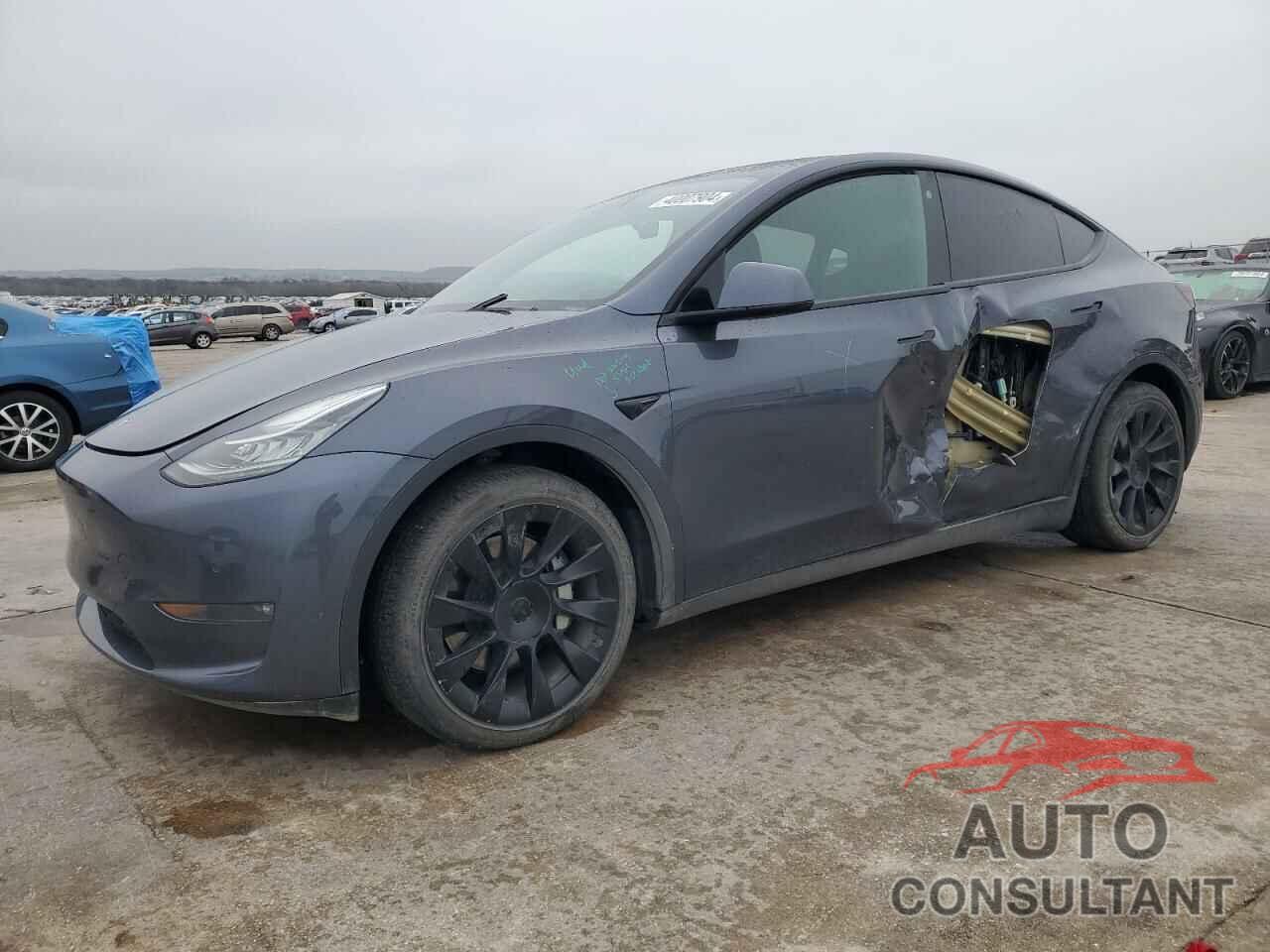 TESLA MODEL Y 2022 - 7SAYGAEEXNF431238