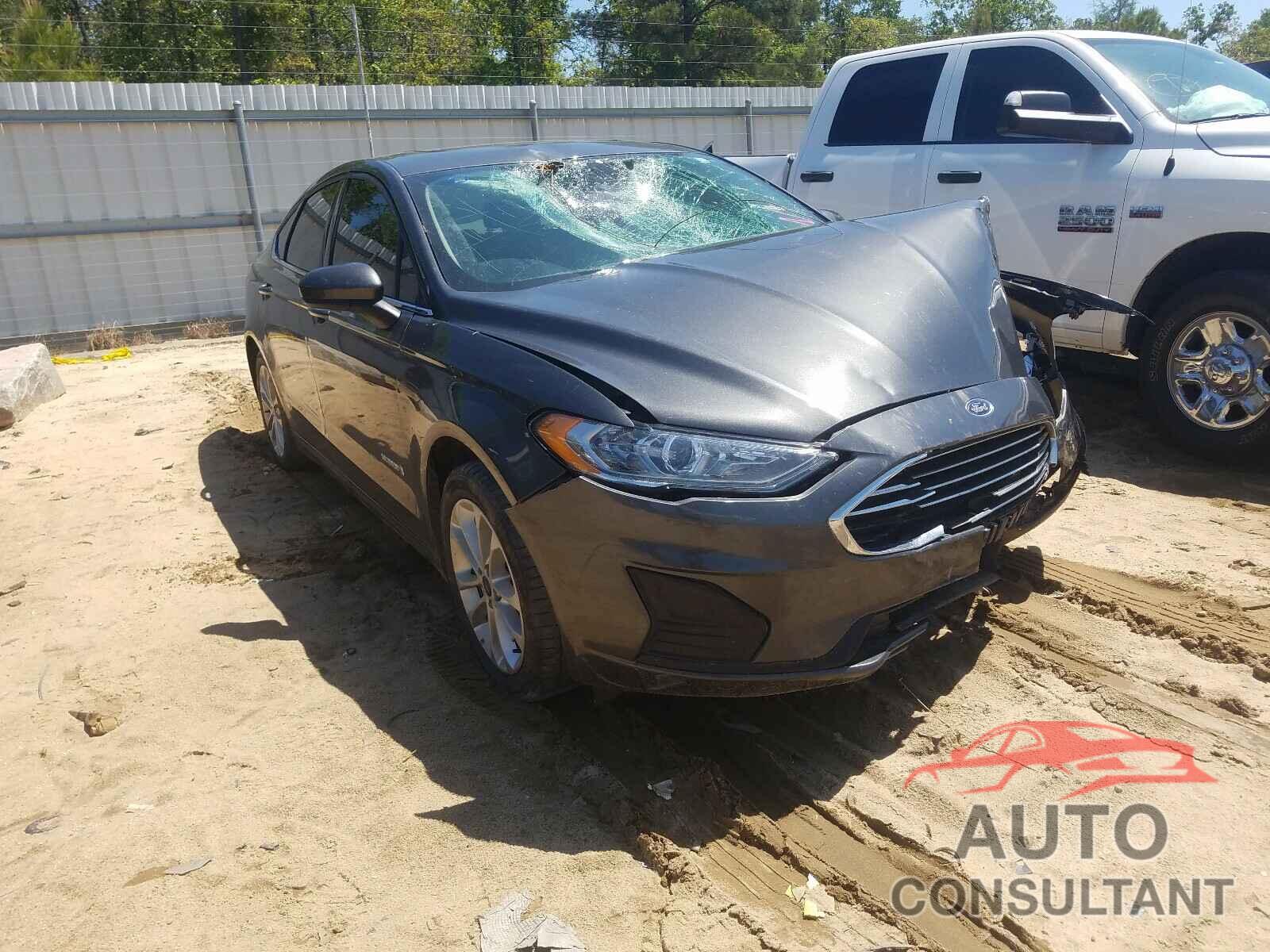 FORD FUSION 2019 - 3FA6P0LU3KR187568