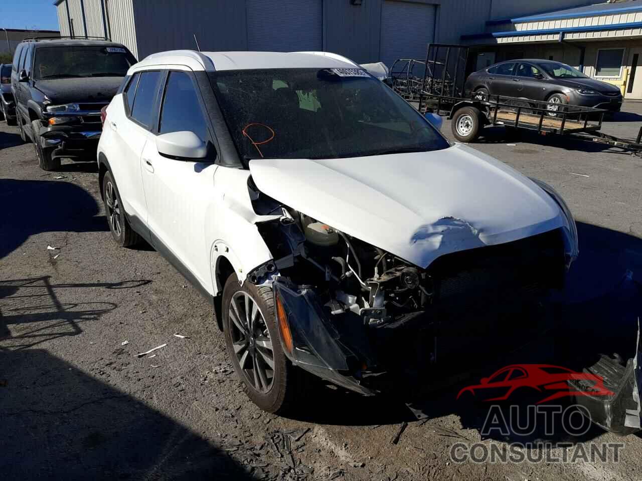 NISSAN KICKS 2018 - 3N1CP5CUXJL545425