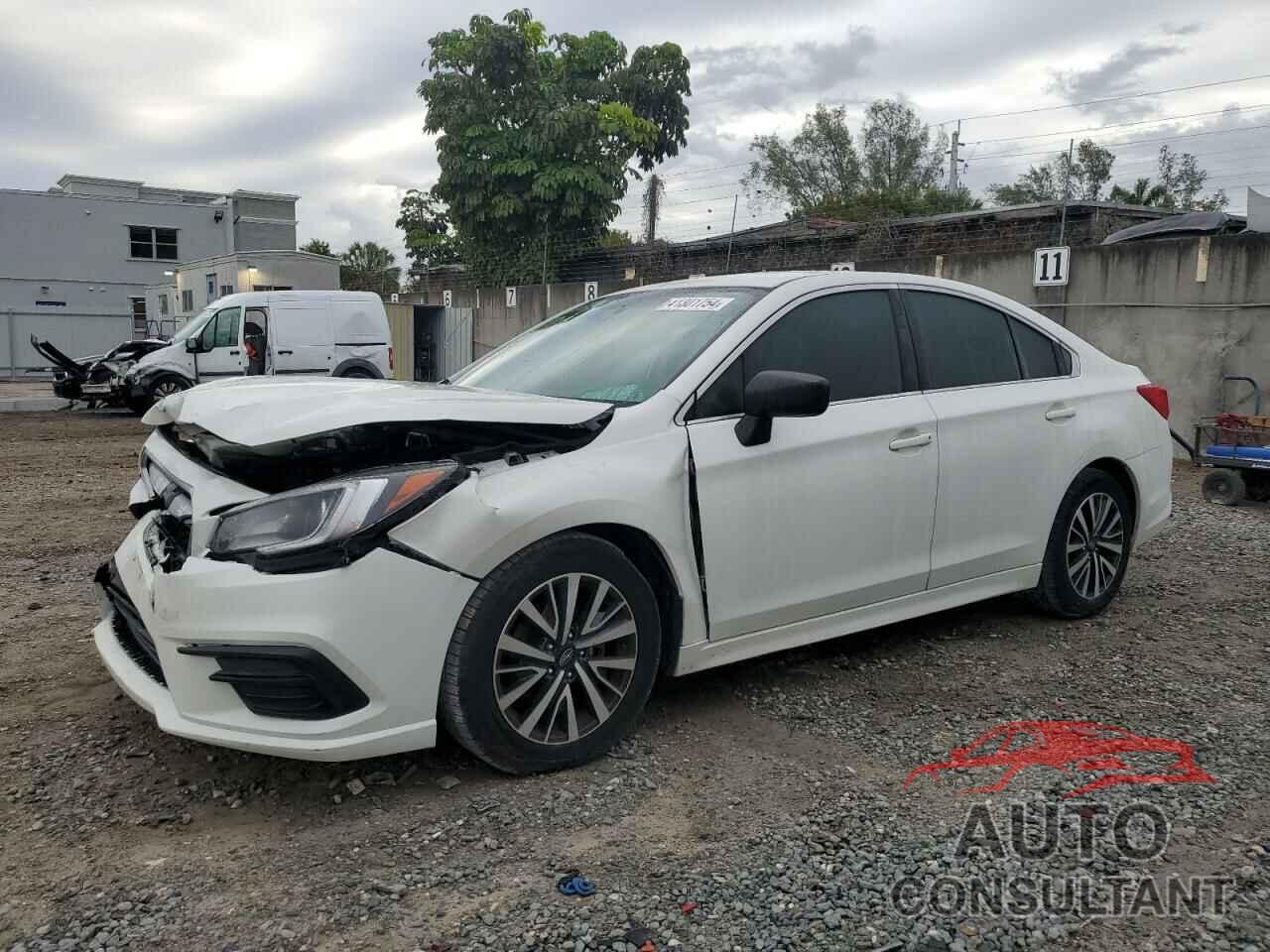 SUBARU LEGACY 2018 - 4S3BNAB60J3012974