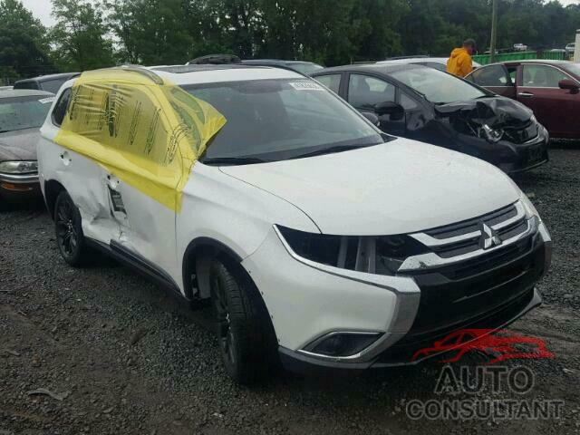 MITSUBISHI OUTLANDER SE 2018 - JA4AZ3A3XJZ048066