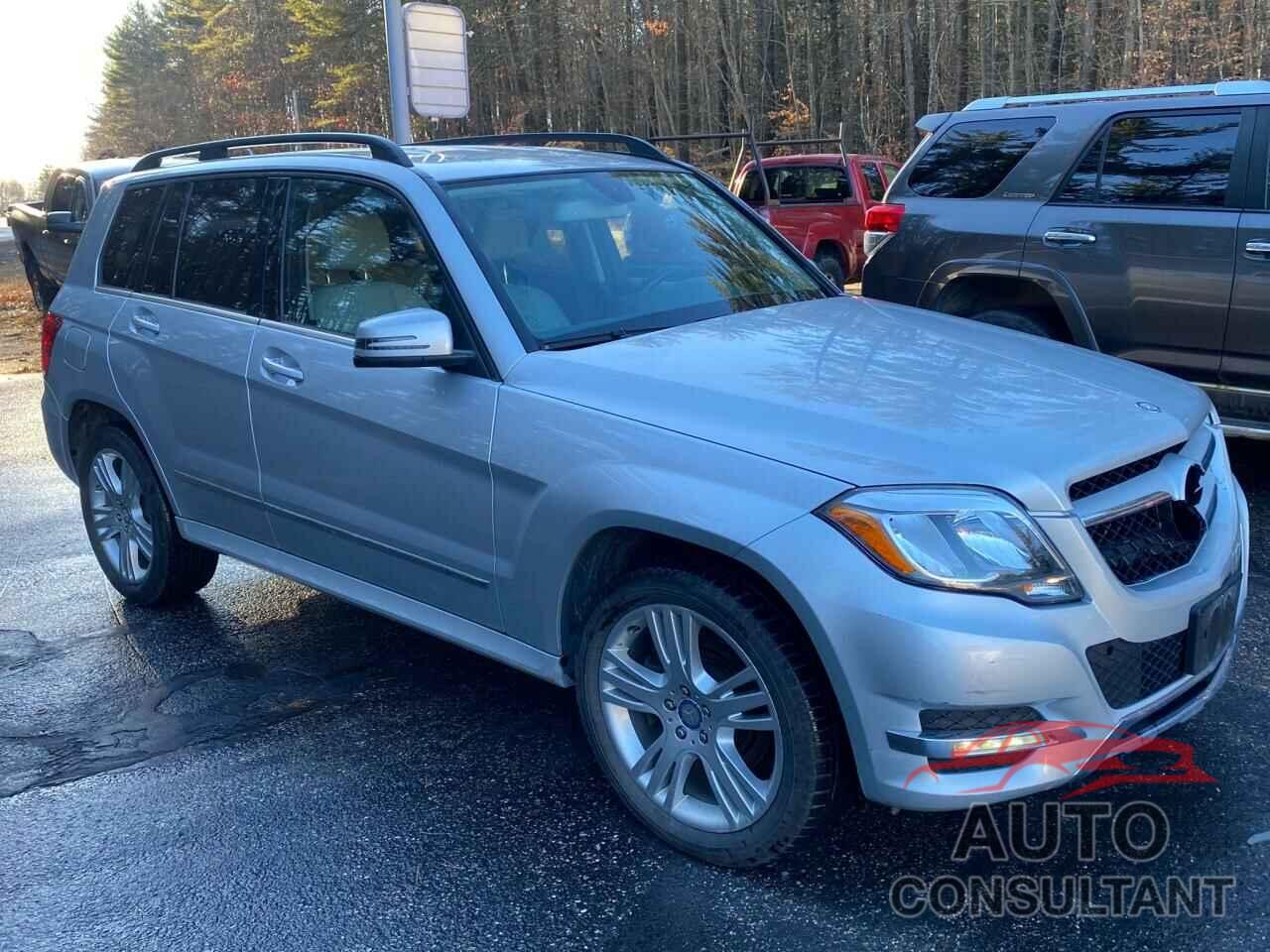 MERCEDES-BENZ GLK-CLASS 2013 - WDCGG0EBXDG108931