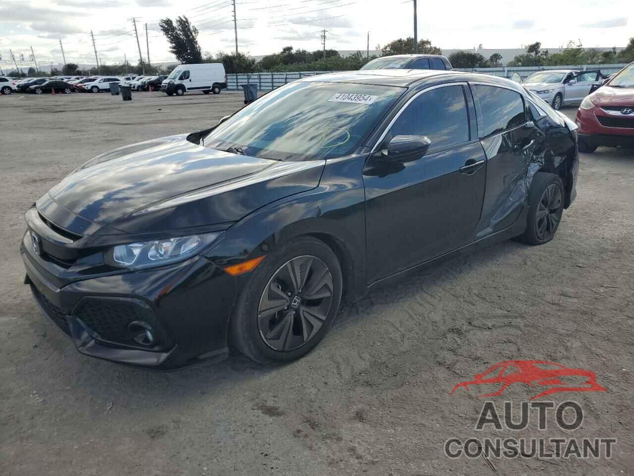 HONDA CIVIC 2018 - SHHFK7H75JU234621