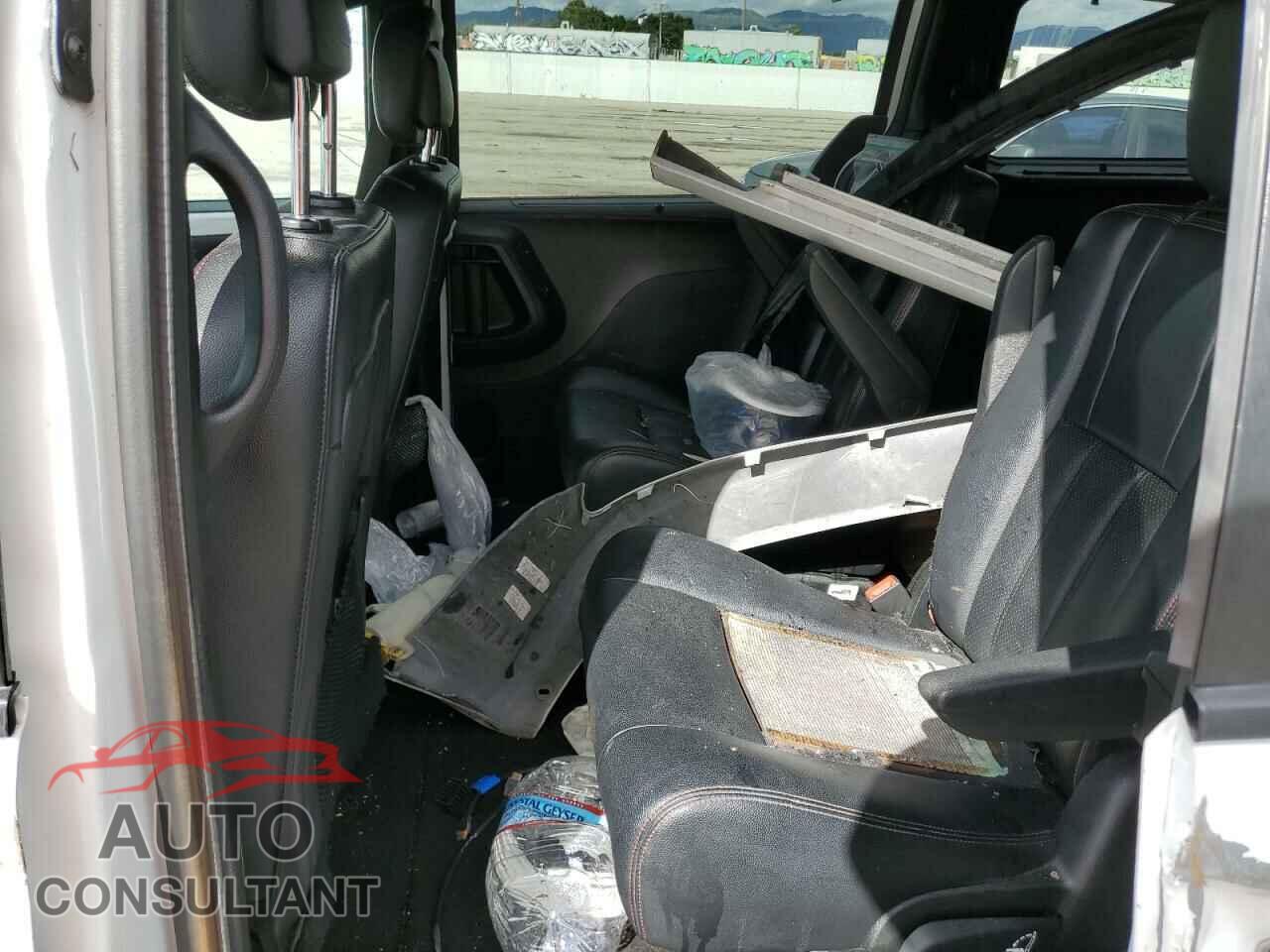 DODGE CARAVAN 2017 - 2C4RDGEG6HR799018