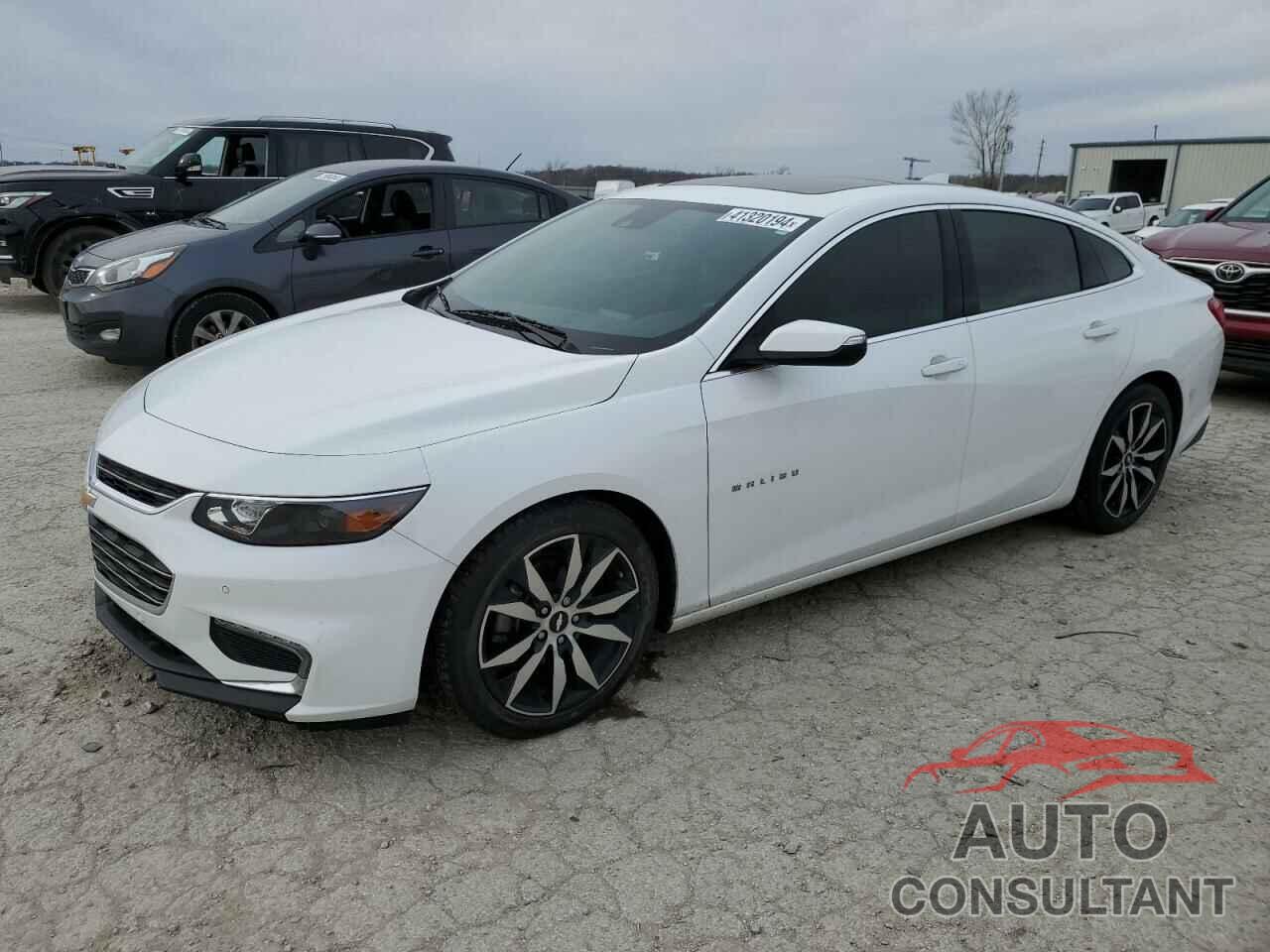 CHEVROLET MALIBU 2017 - 1G1ZE5ST8HF105710