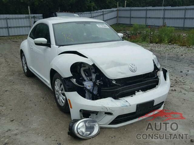 VOLKSWAGEN BEETLE 2017 - 3VWJ17AT8HM615968