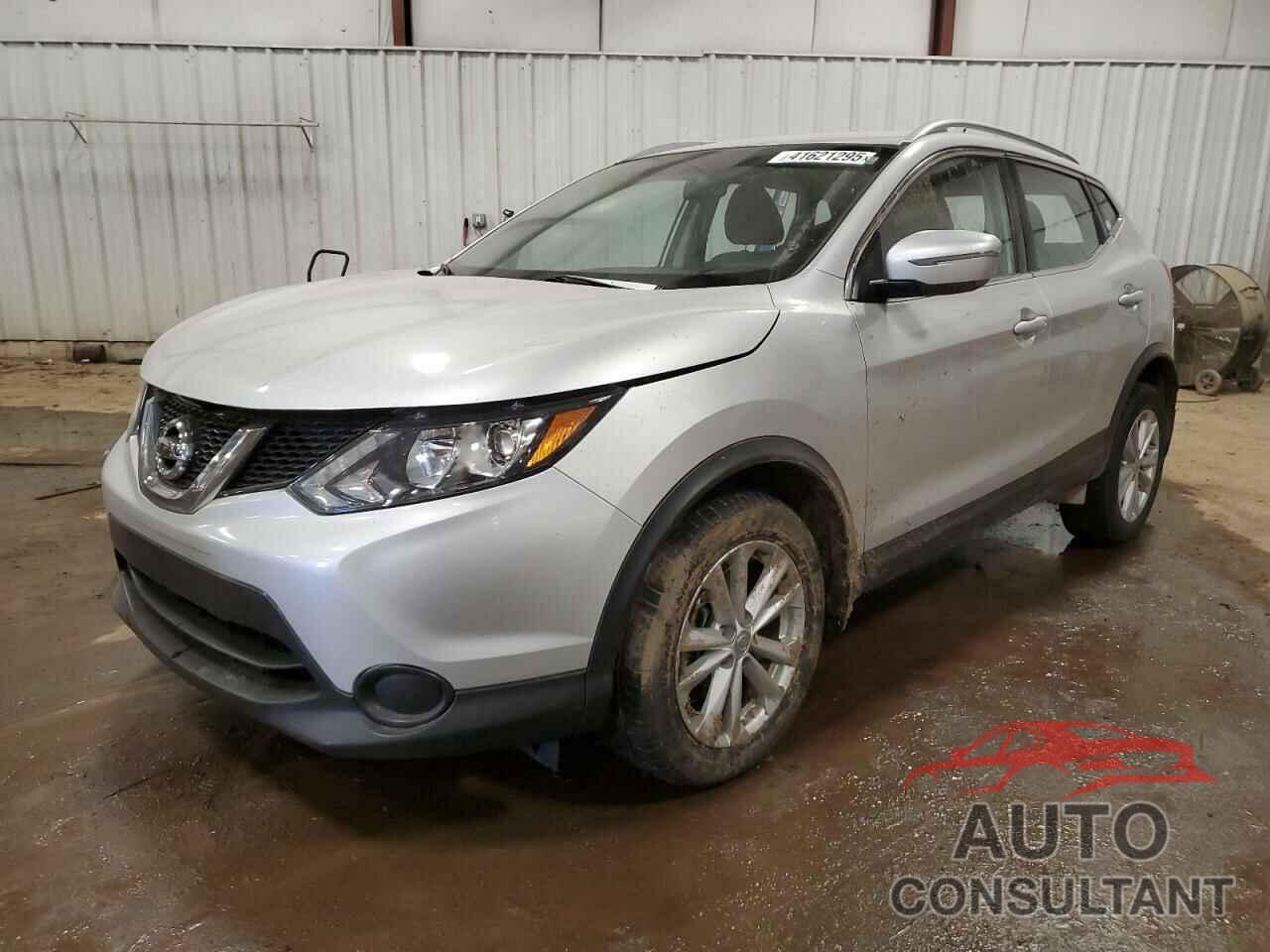 NISSAN ROGUE 2017 - JN1BJ1CR6HW141706