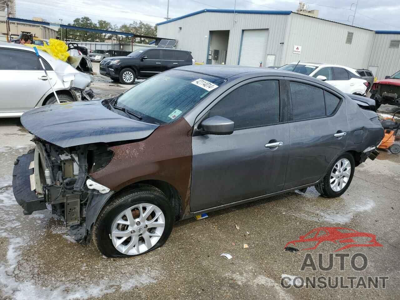 NISSAN VERSA 2018 - 3N1CN7AP1JL861214