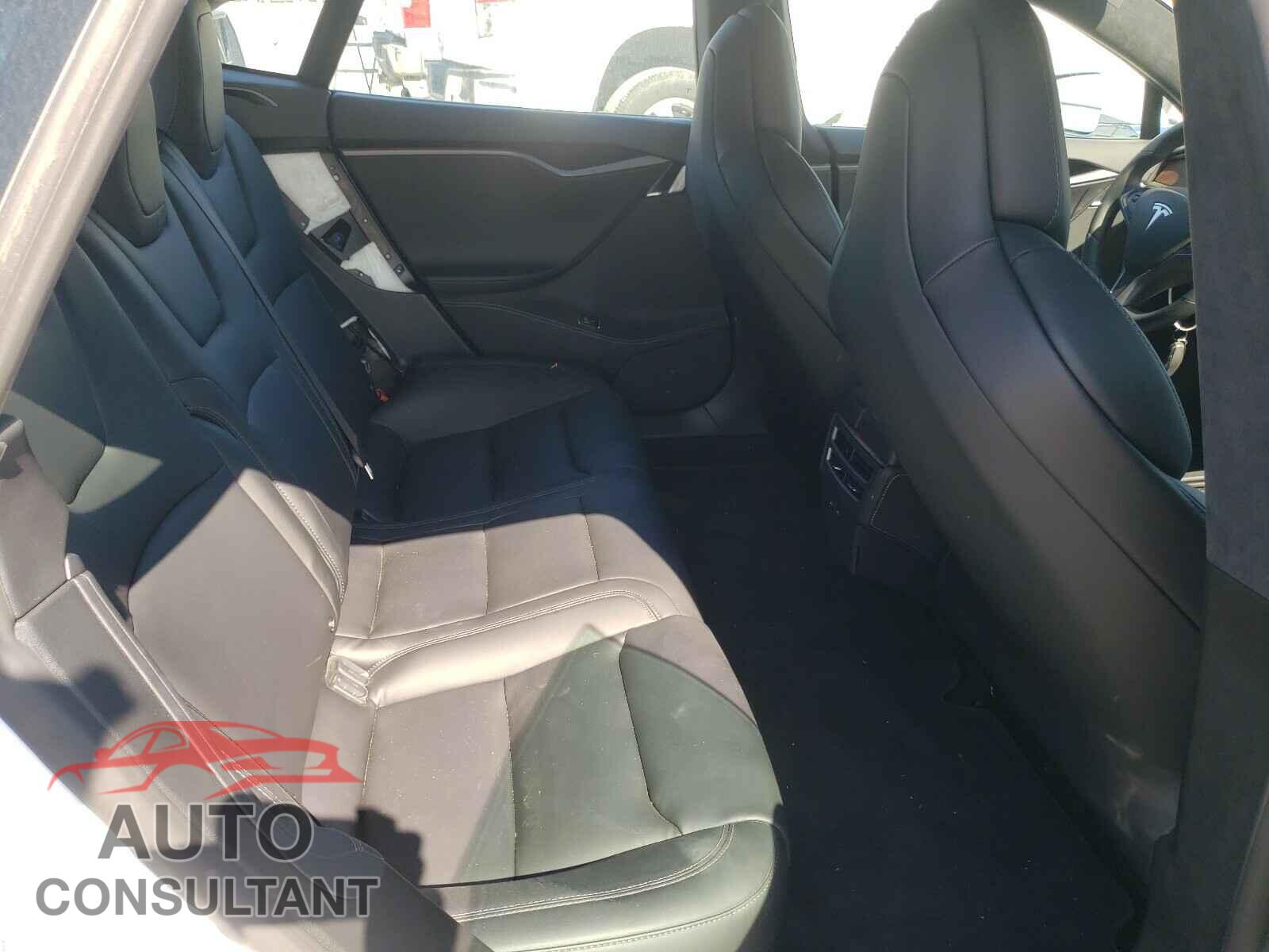 TESLA MODEL S 2020 - 5YJSA1E20LF354810