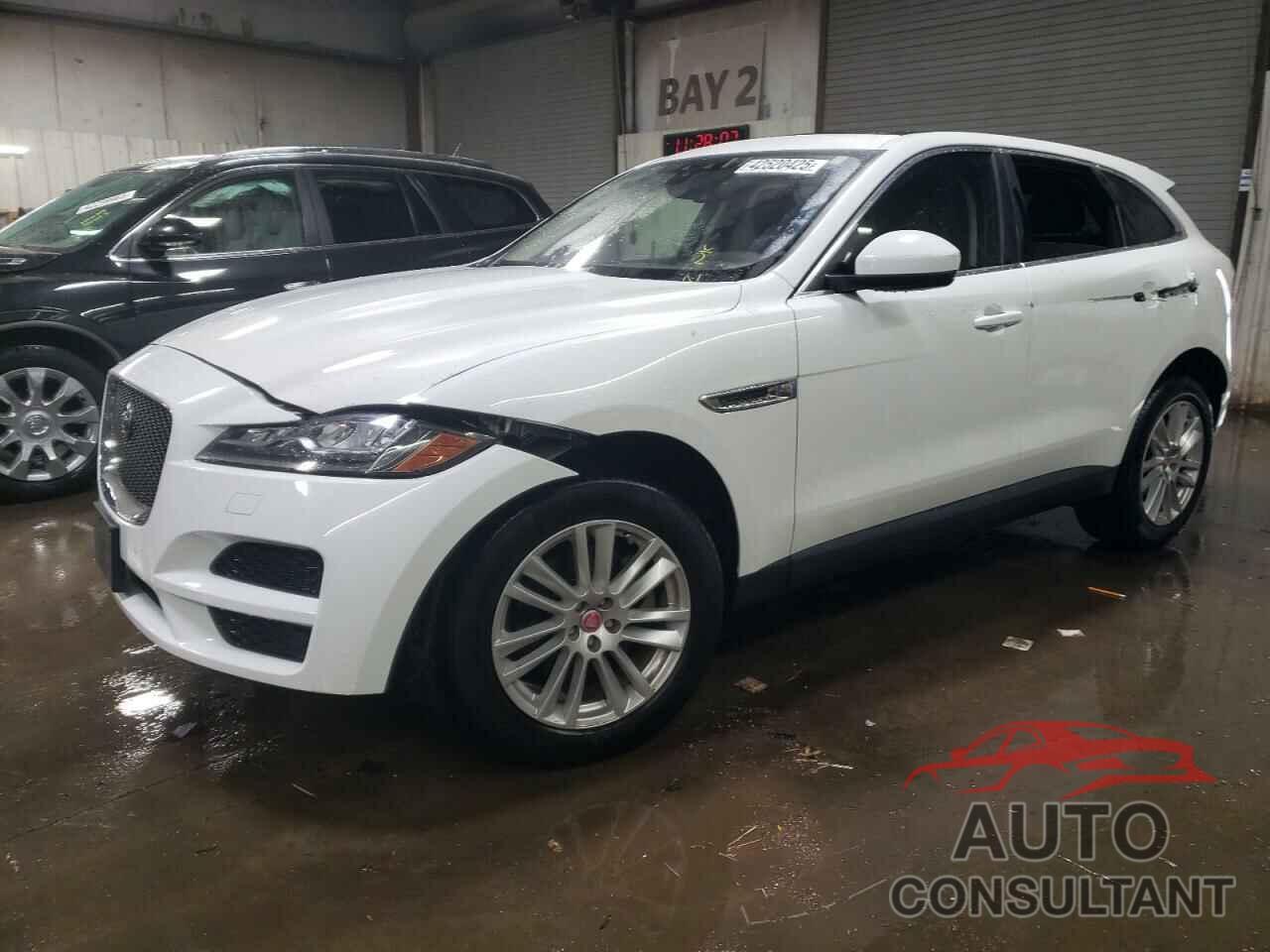 JAGUAR F-PACE 2017 - SADCK2BV6HA899484