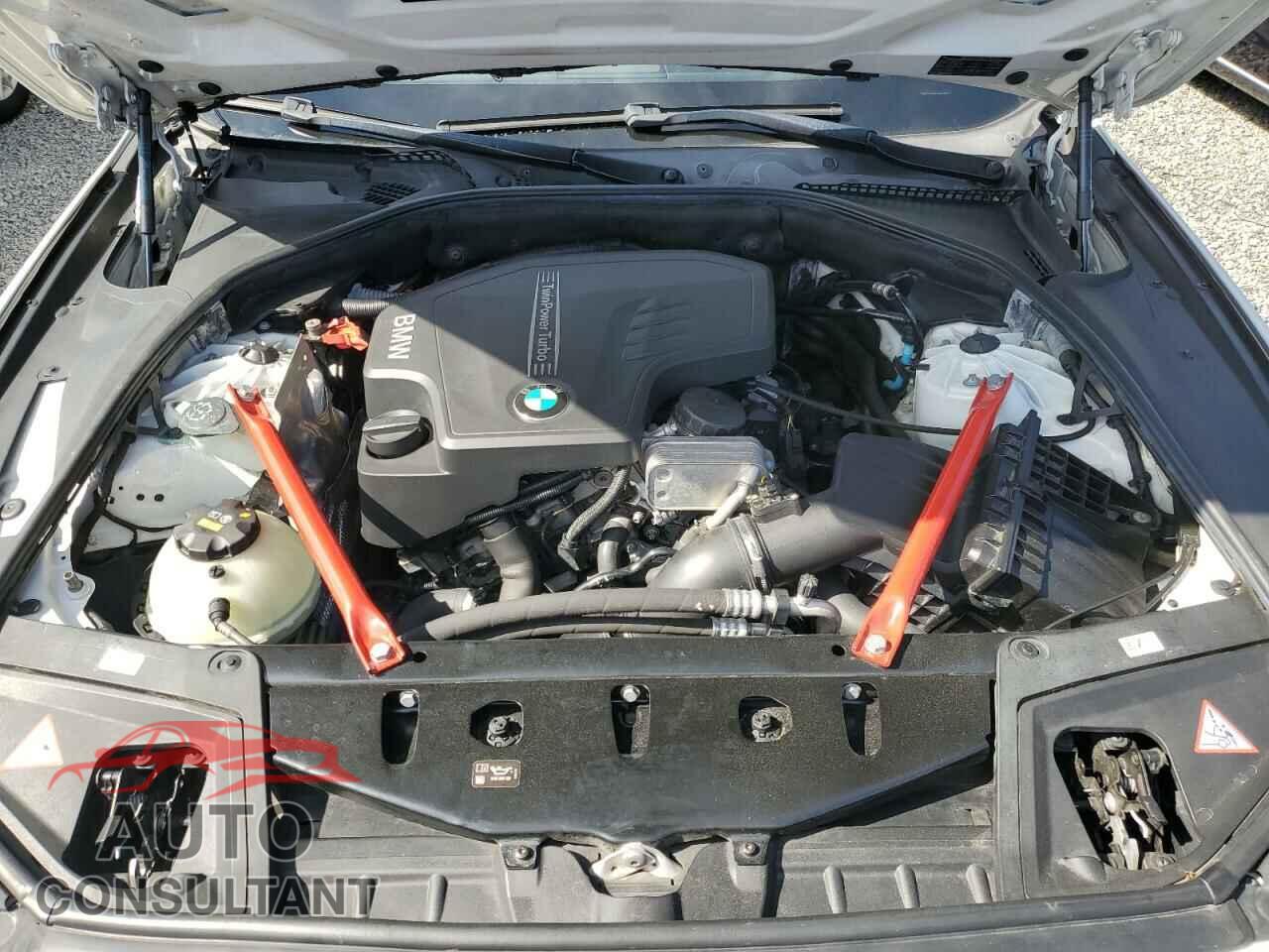 BMW 5 SERIES 2016 - WBA5A5C58GG347324