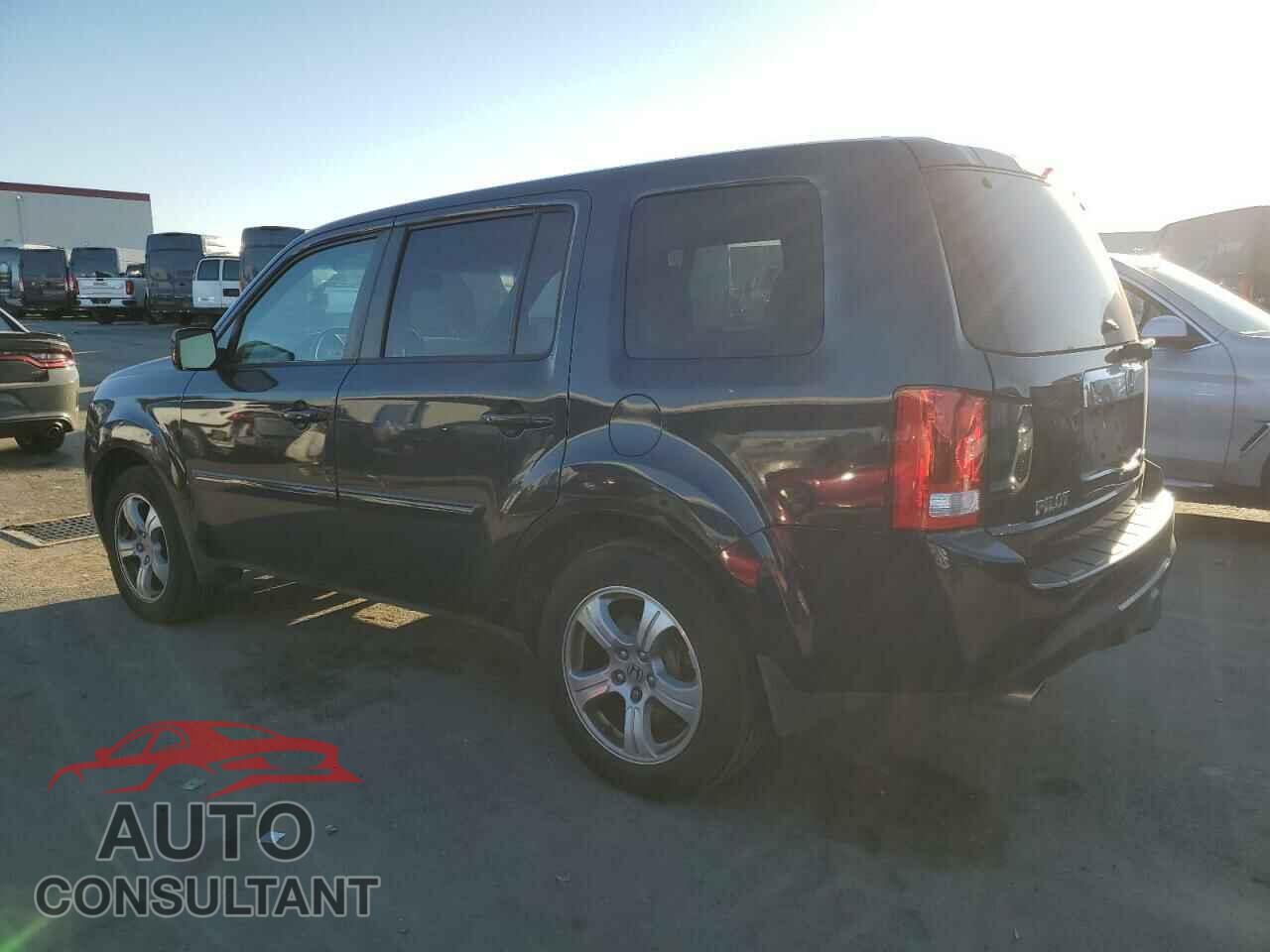 HONDA PILOT 2012 - 5FNYF4H55CB021781