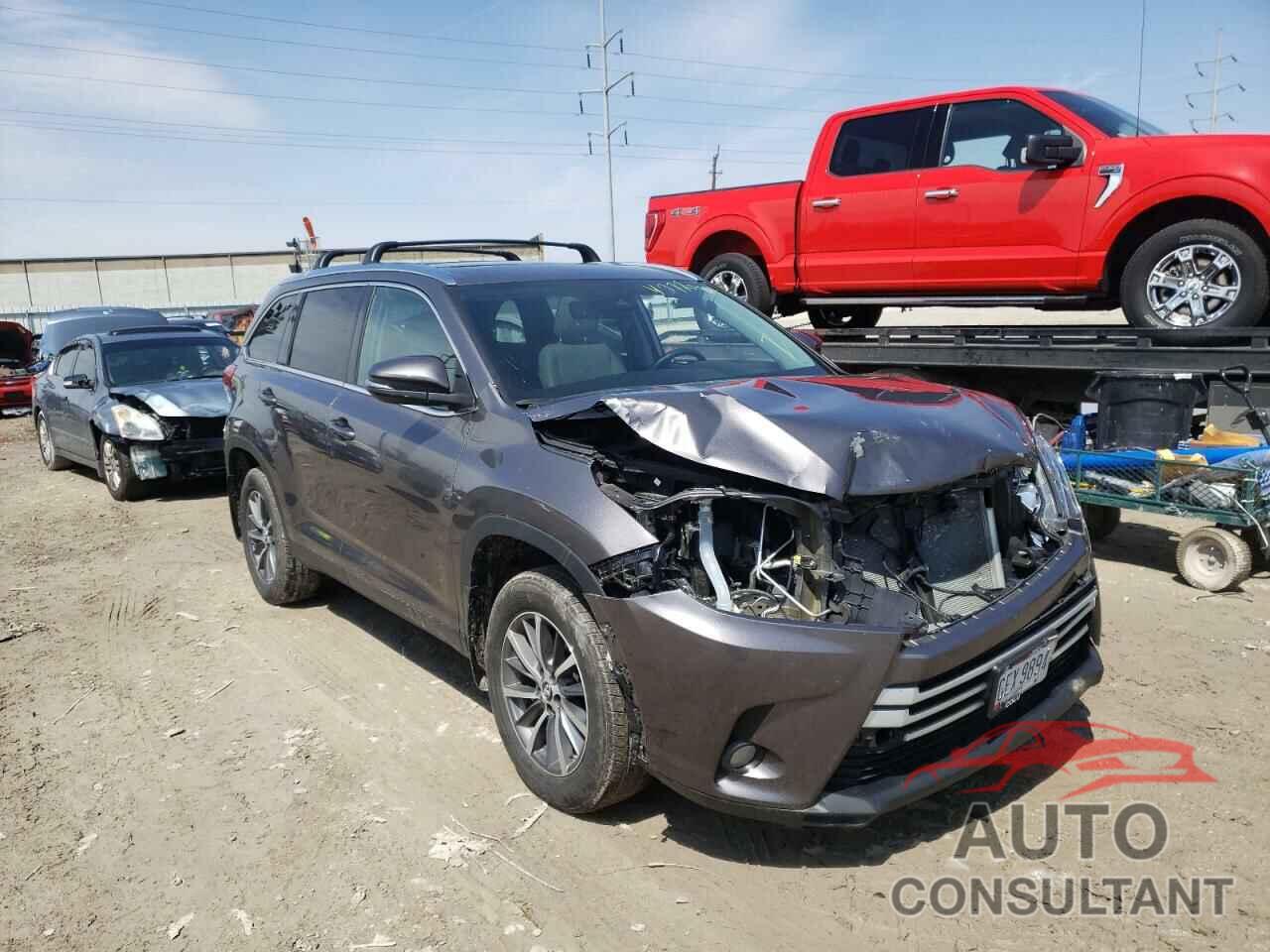 TOYOTA HIGHLANDER 2019 - 5TDJZRFH8KS583607