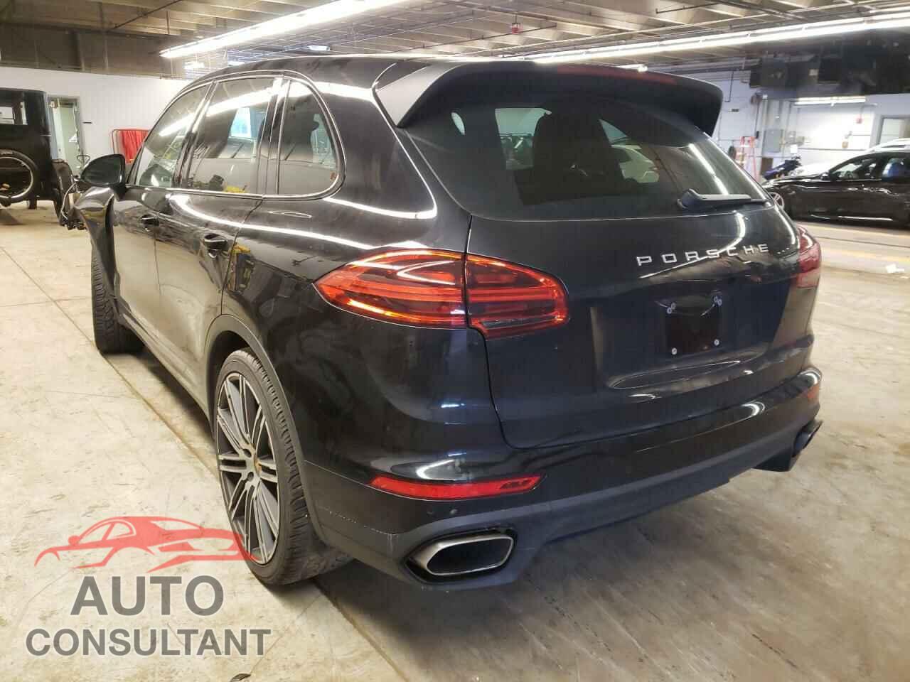 PORSCHE CAYENNE 2016 - WP1AA2A29GLA04598