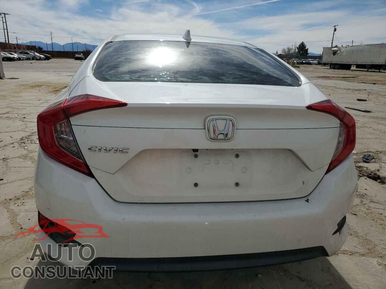 HONDA CIVIC 2017 - 2HGFC2F71HH500596