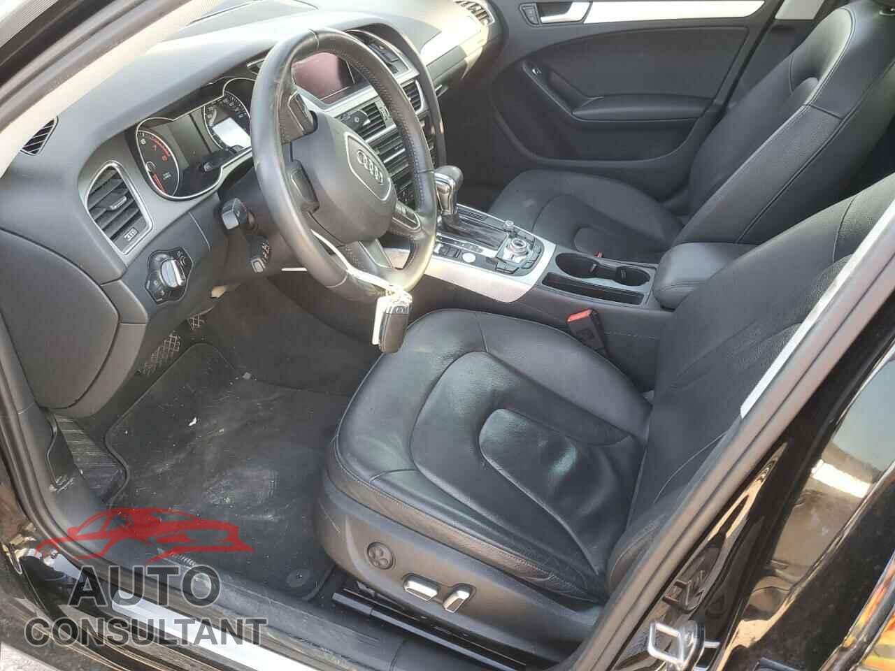 AUDI A4 2013 - WAUEFAFL3DN009678