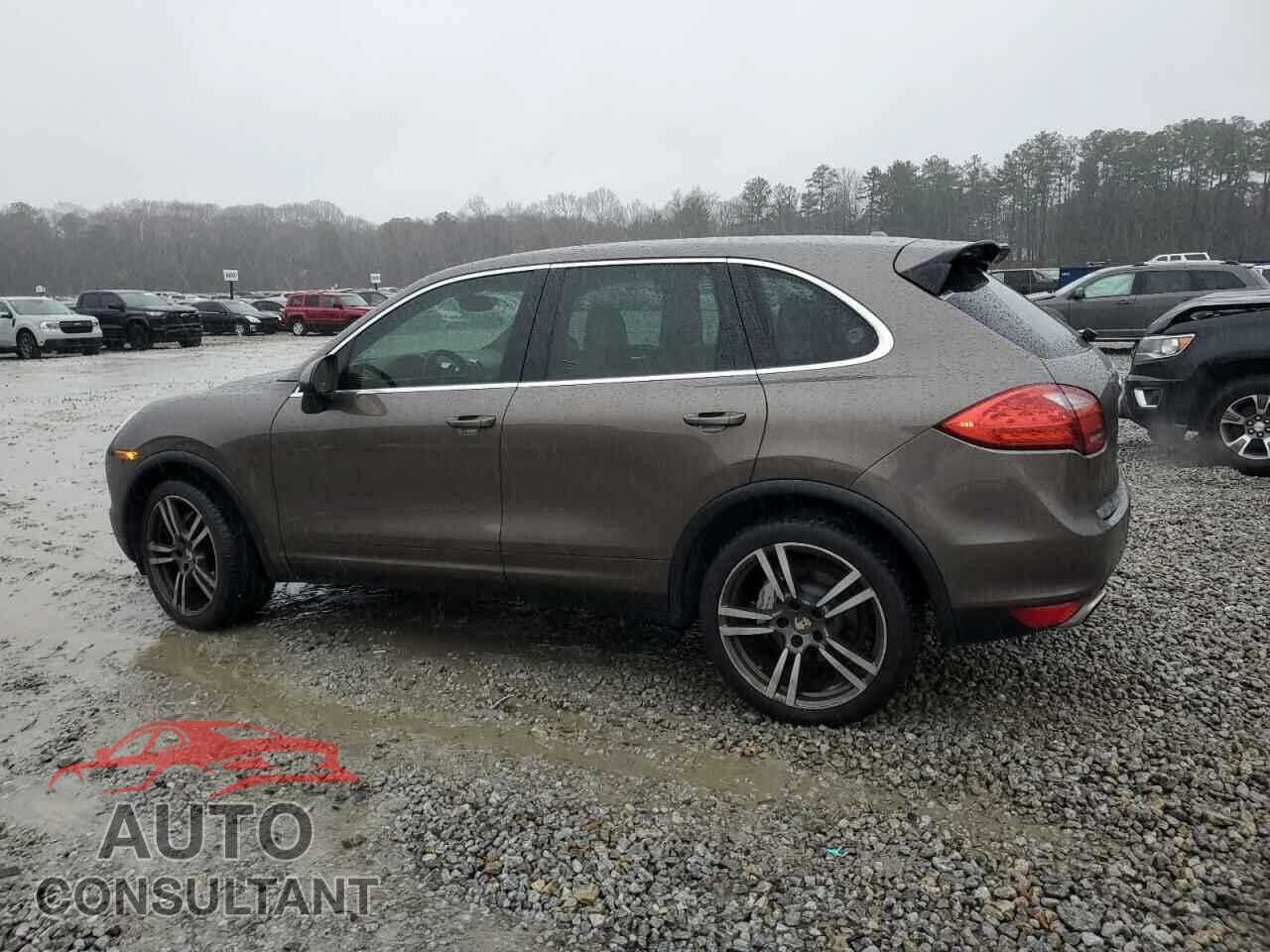 PORSCHE CAYENNE 2013 - WP1AB2A25DLA80568