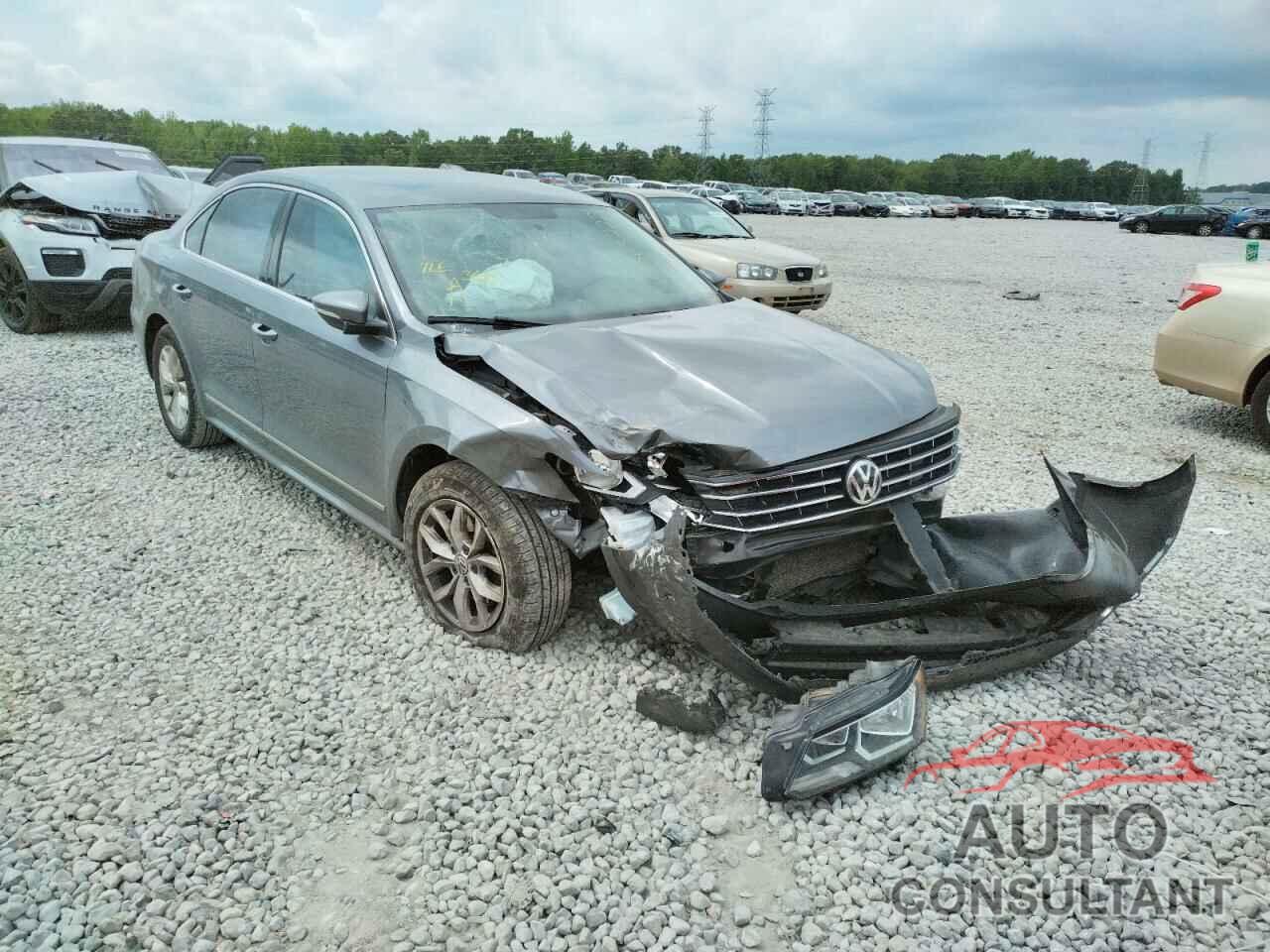 VOLKSWAGEN PASSAT 2017 - 1VWAT7A36HC048137