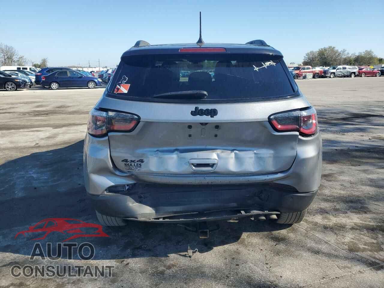 JEEP COMPASS 2019 - 3C4NJDBB7KT724220