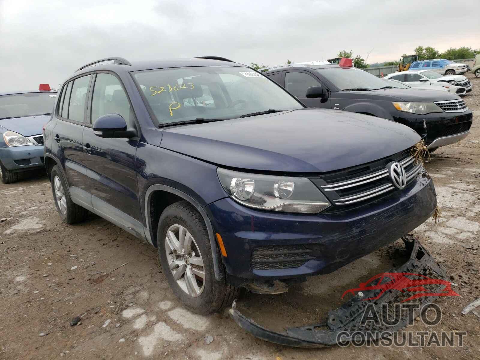 VOLKSWAGEN TIGUAN 2016 - WVGBV7AX6GW523623