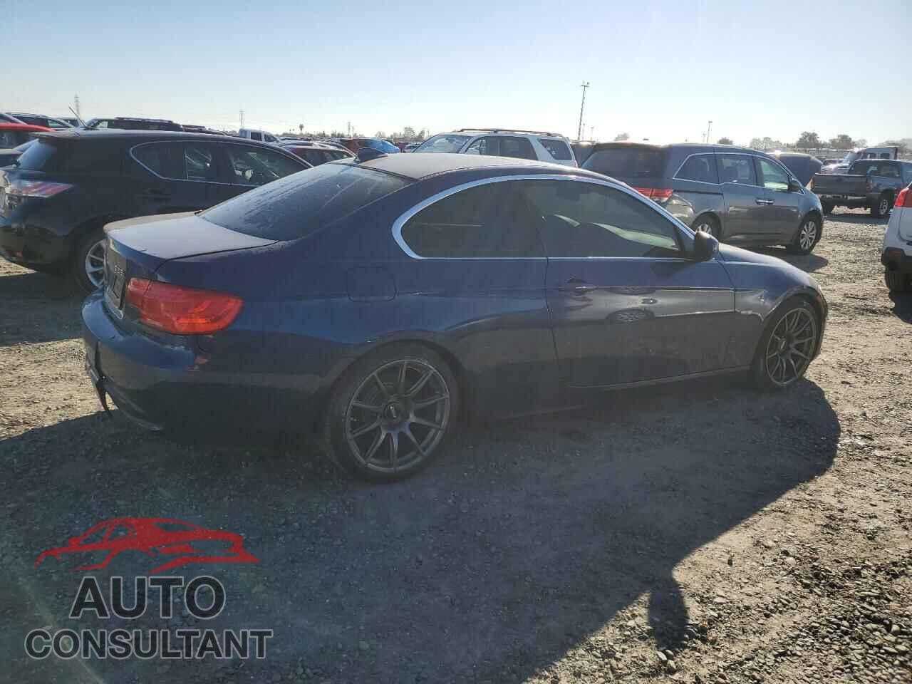 BMW 3 SERIES 2012 - WBAKE5C58CE756081